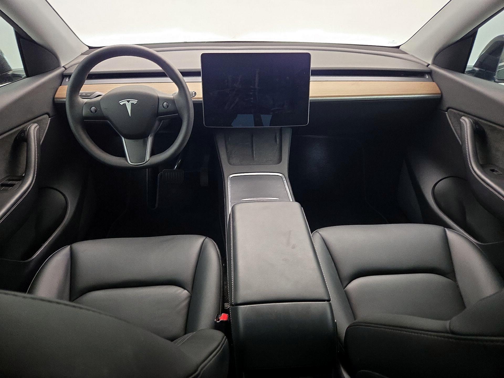 Thumbnail: 2022 Tesla Model Y - 9