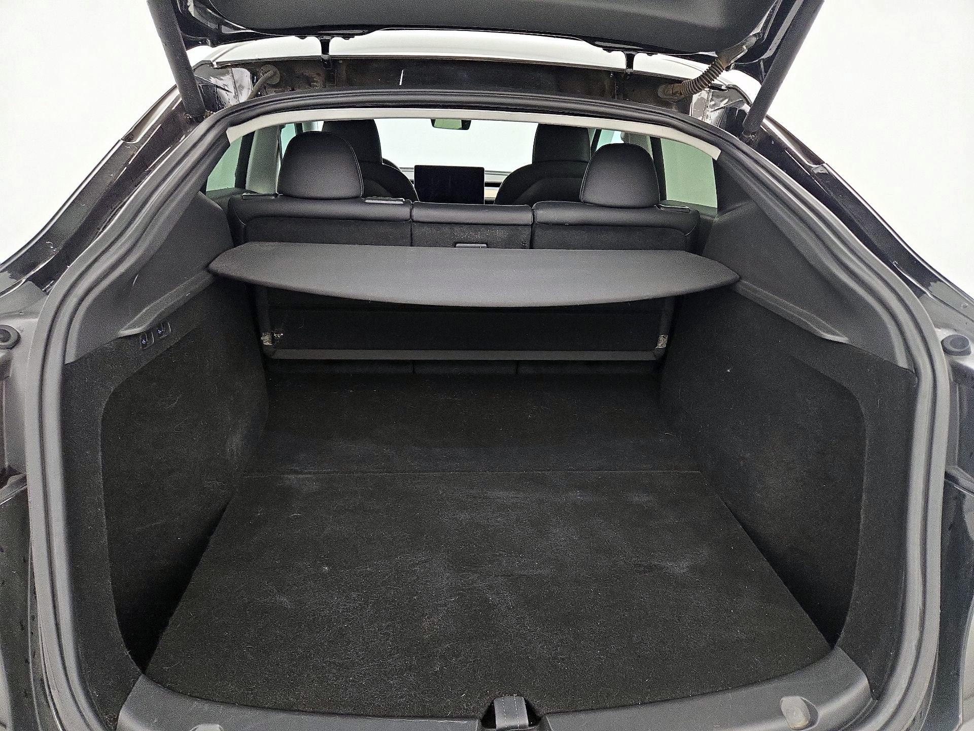 Thumbnail: 2022 Tesla Model Y - 20