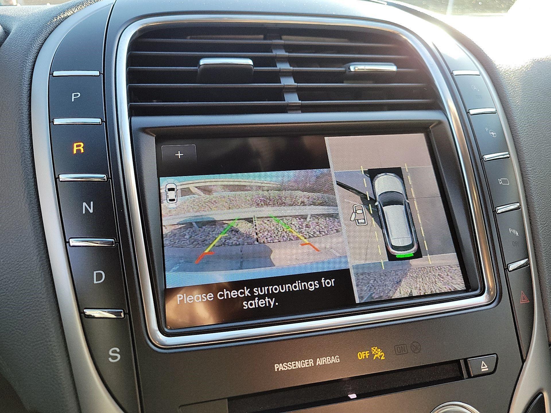 Thumbnail: 2019 Lincoln Nautilus - 13