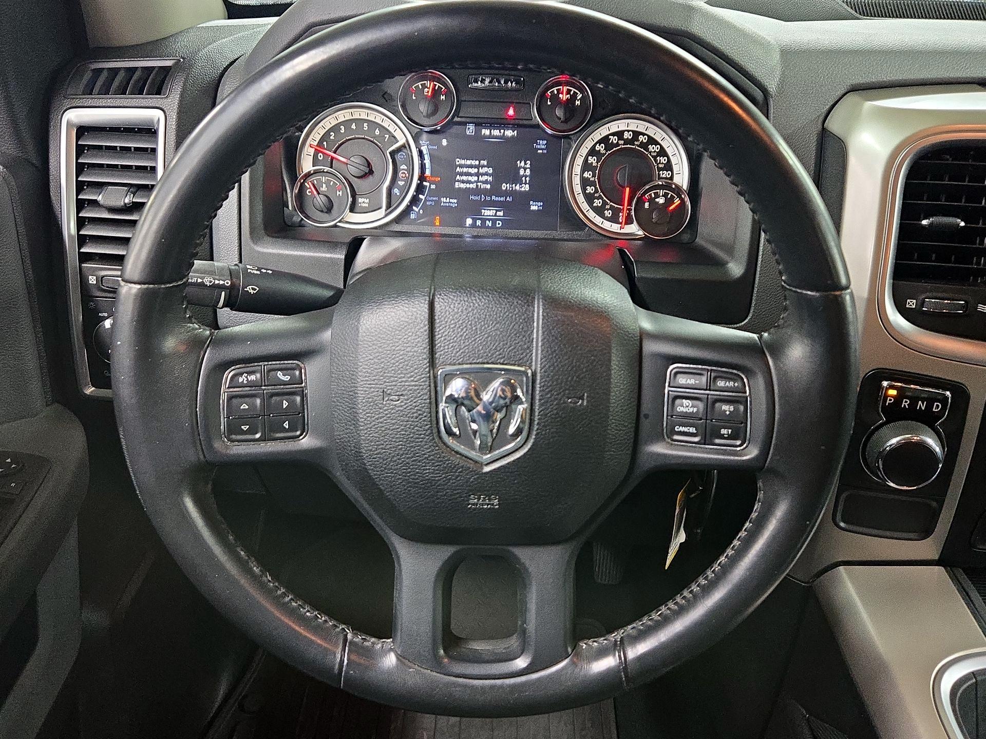 Thumbnail: 2019 RAM 1500 Classic - 10