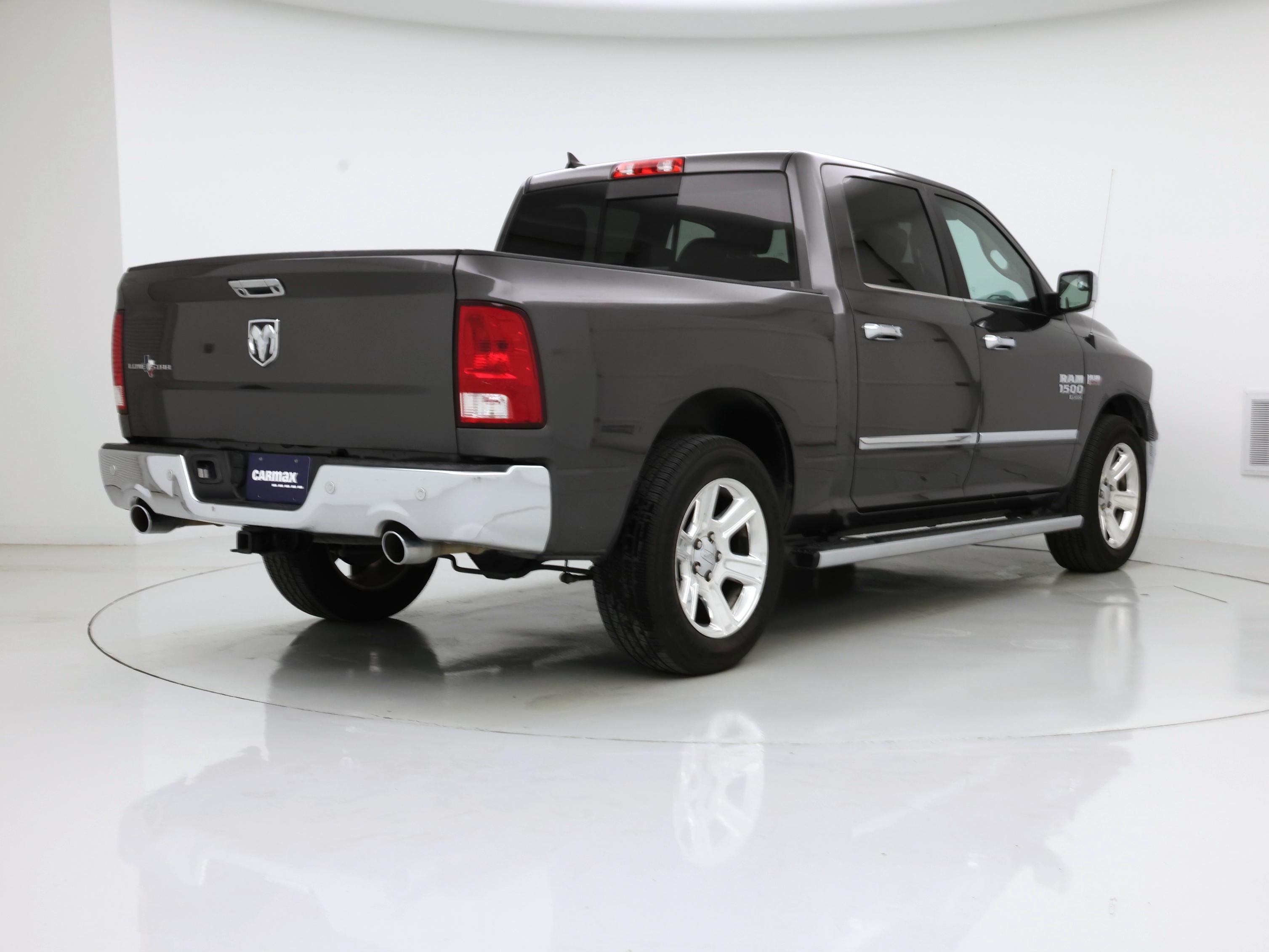 Thumbnail: 2019 RAM 1500 Classic - 8