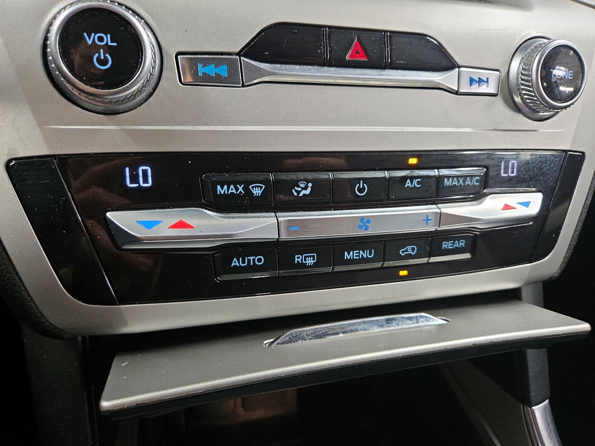 Thumbnail: 2020 Ford Explorer - 17