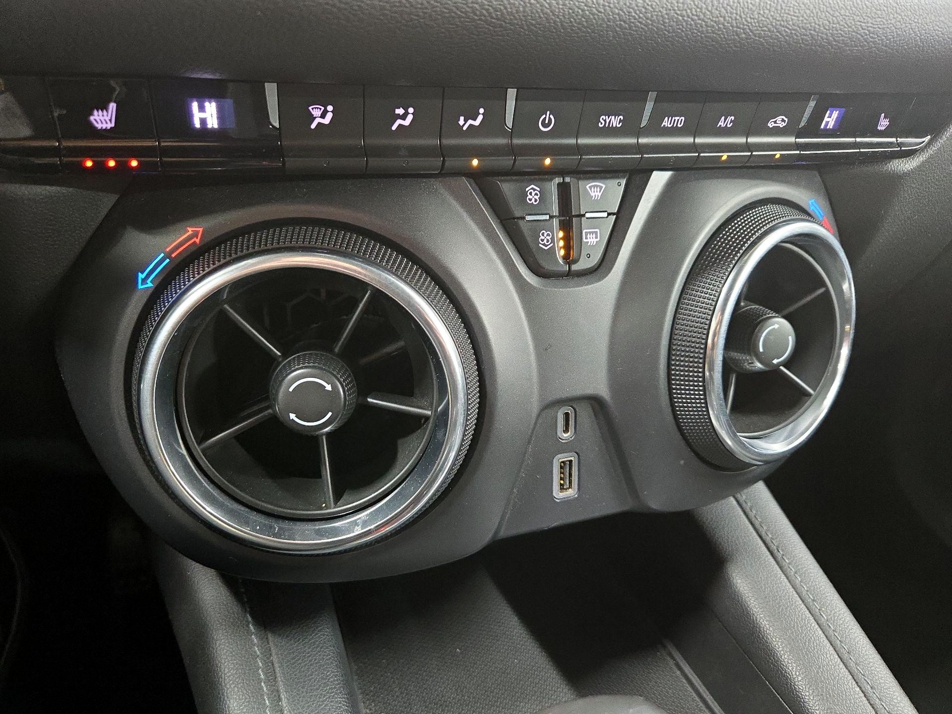 Thumbnail: 2019 Chevrolet Blazer - 15