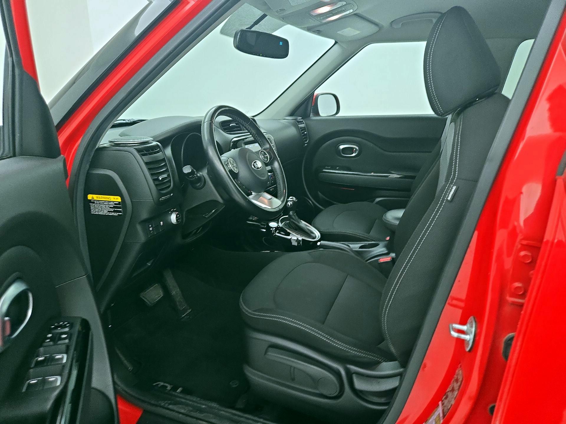 Thumbnail: 2018 Kia Soul - 11