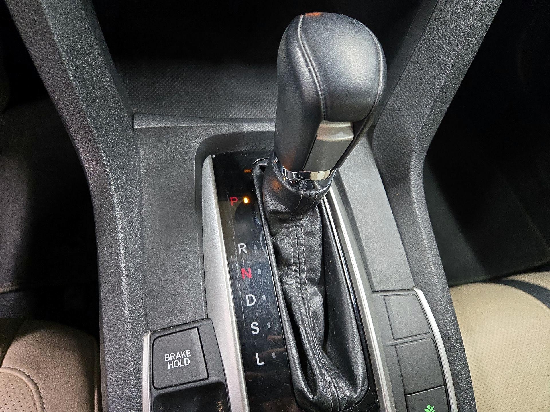 Thumbnail: 2017 Honda Civic - 16