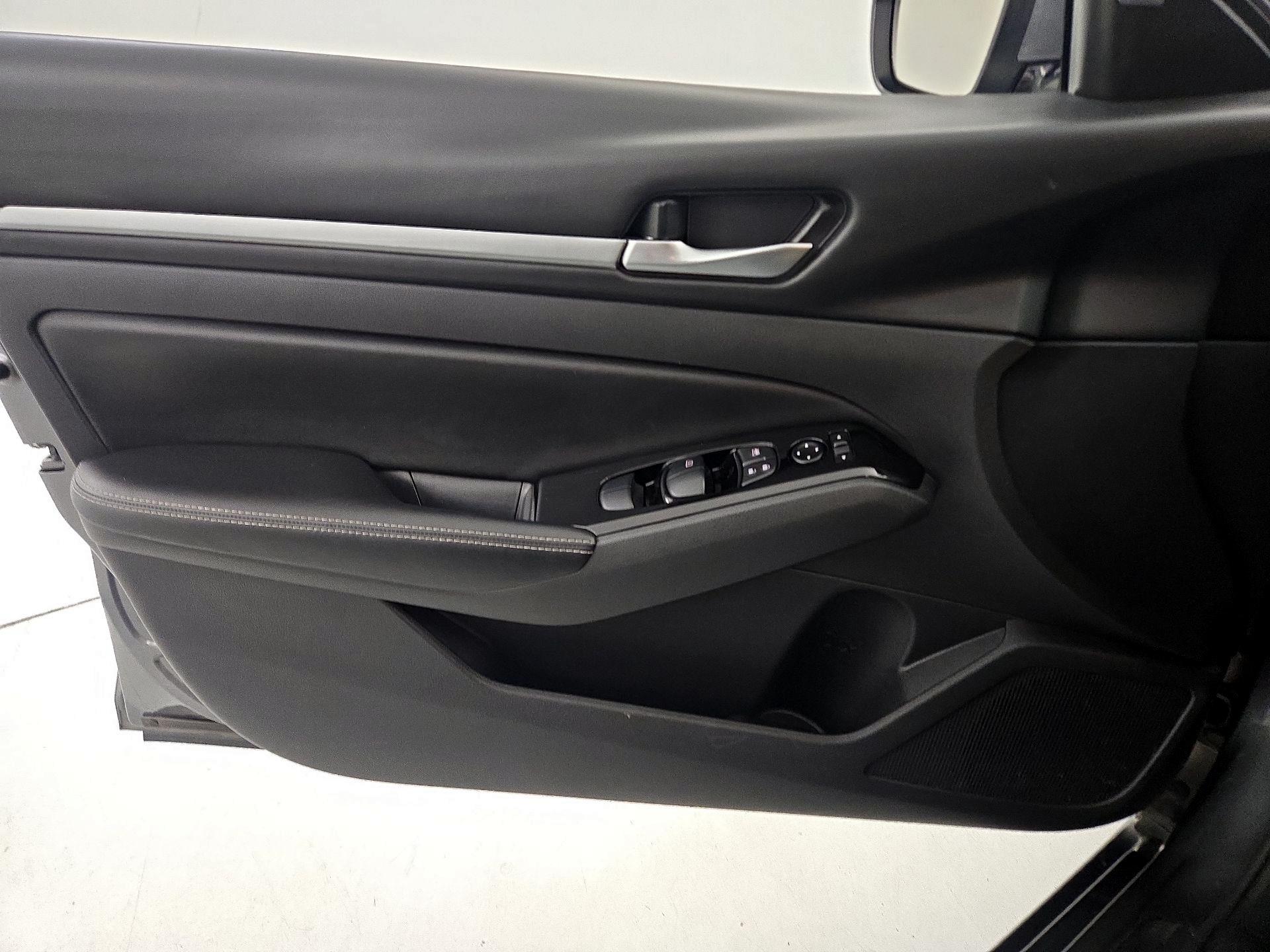 Thumbnail: 2024 Nissan Altima - 12