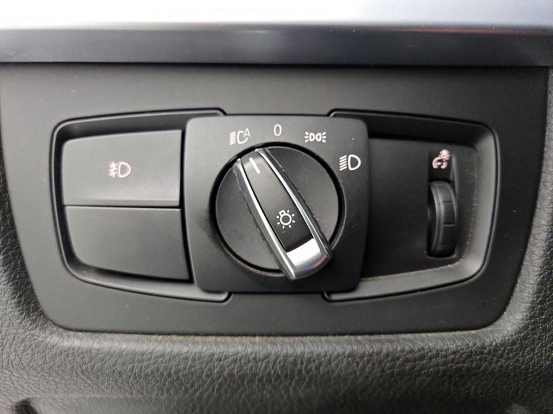 Thumbnail: 2015 BMW 3 Series - 13