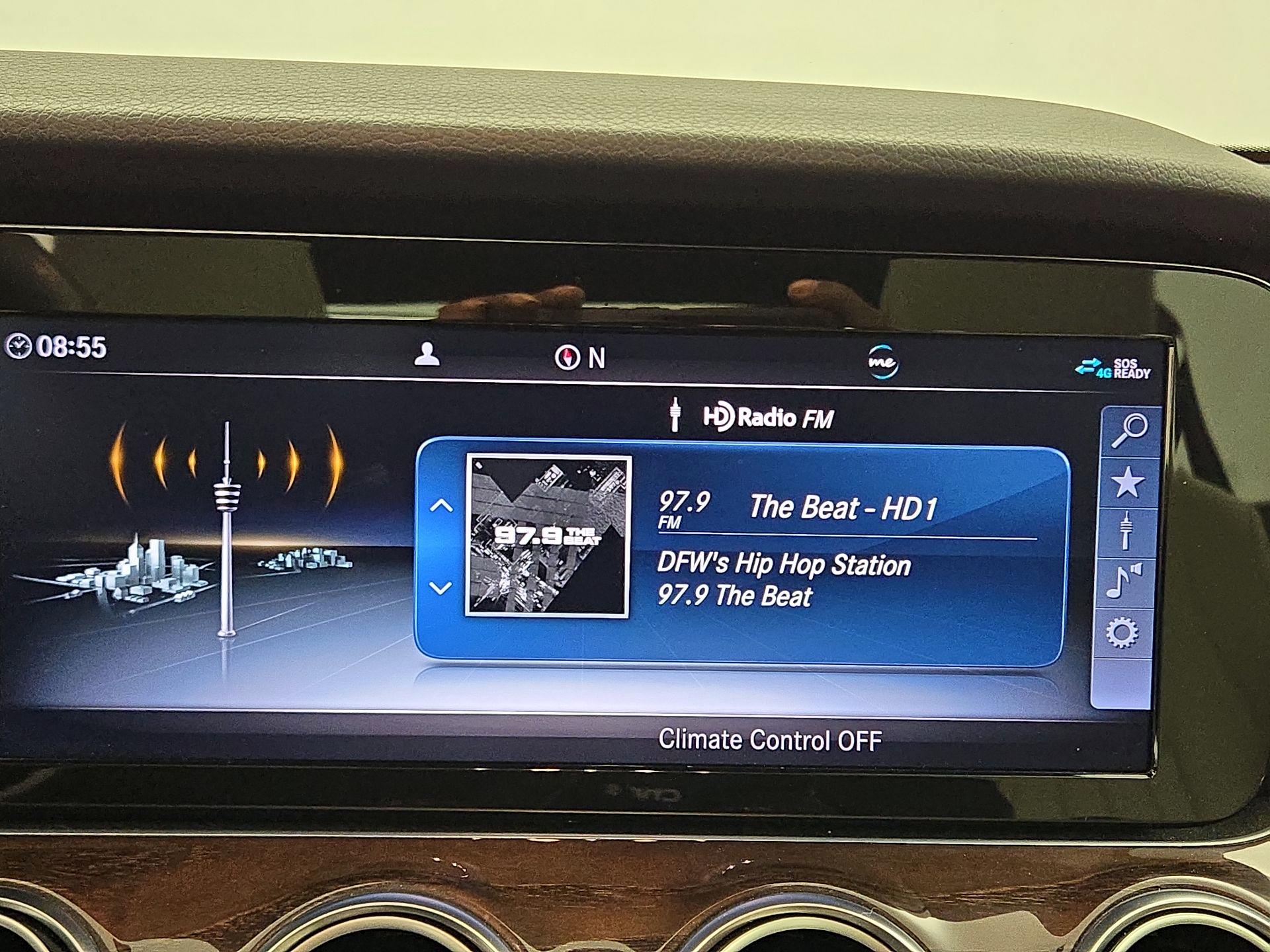 Thumbnail: 2019 Mercedes-Benz E-Class - 16