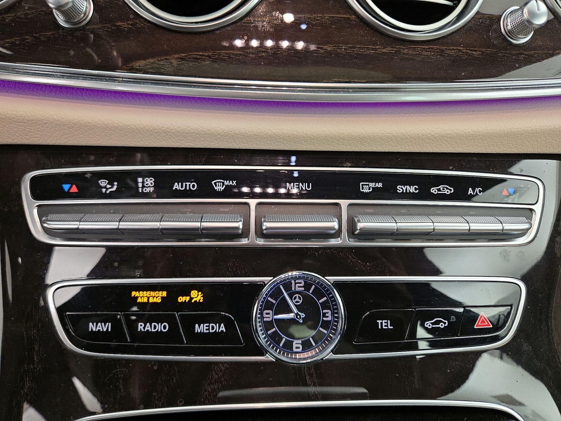 Thumbnail: 2019 Mercedes-Benz E-Class - 17