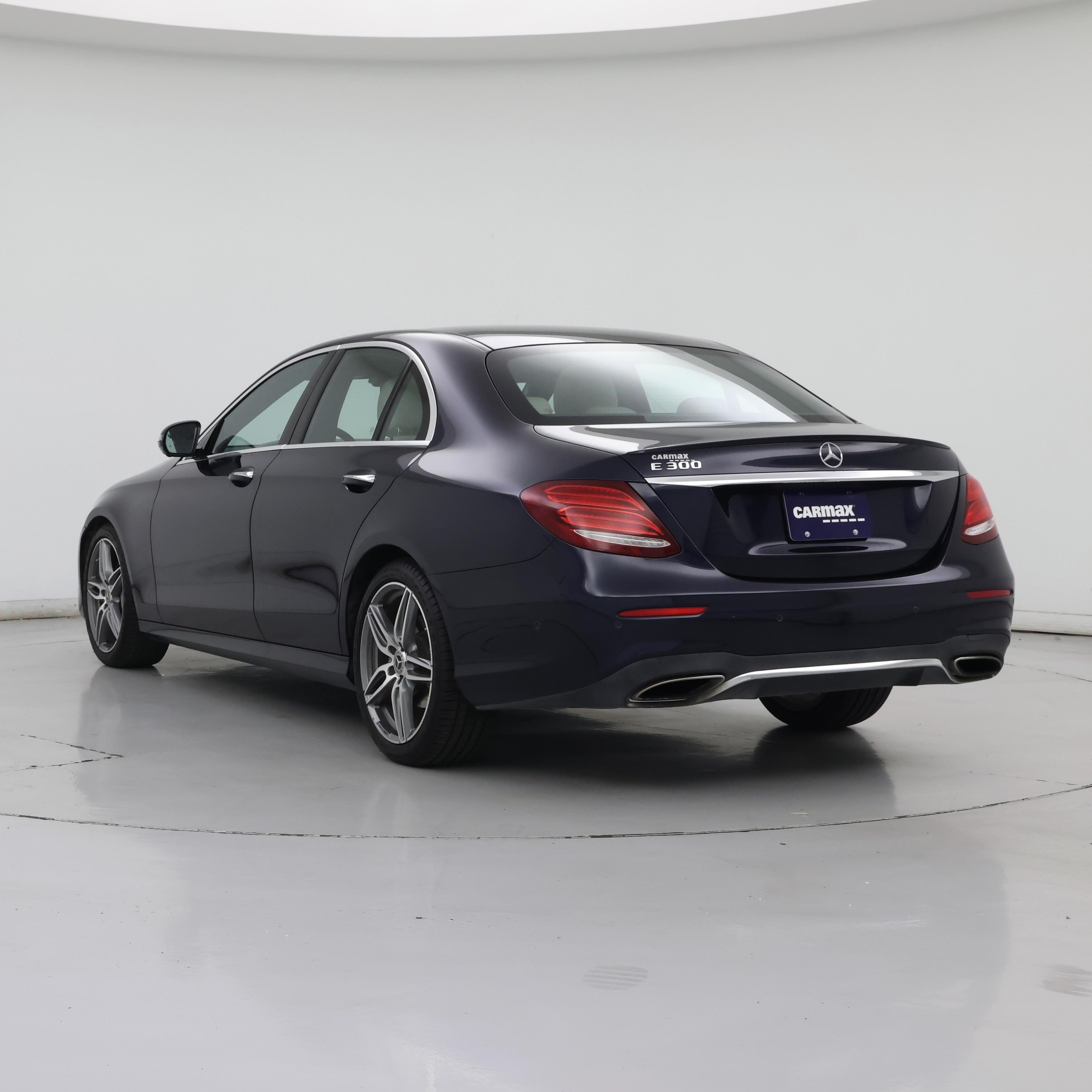 Thumbnail: 2019 Mercedes-Benz E-Class - 2