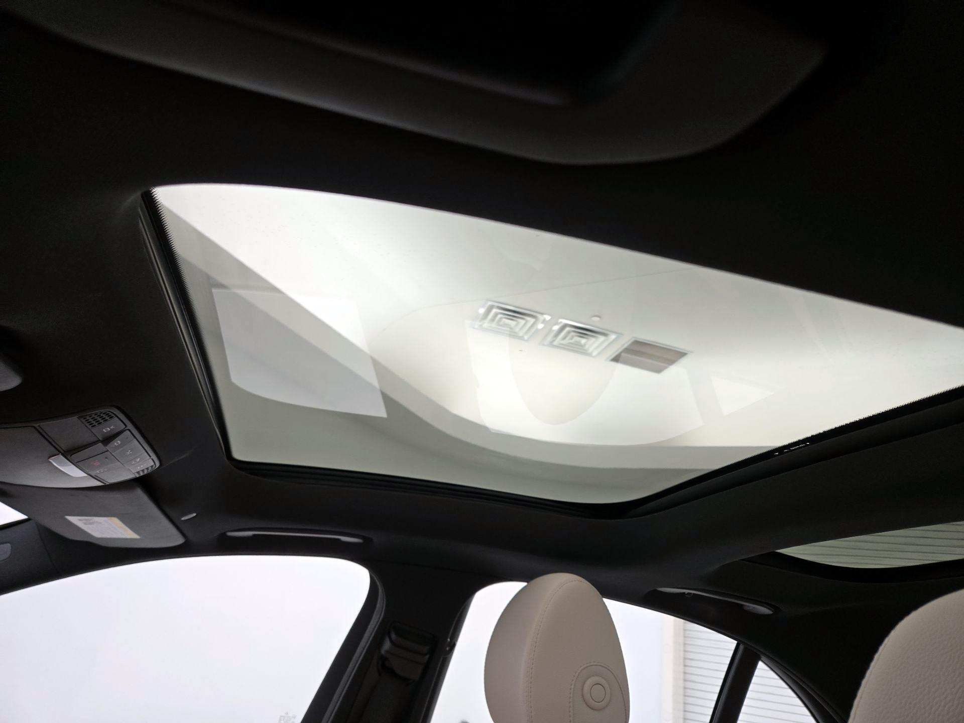 Thumbnail: 2019 Mercedes-Benz E-Class - 20