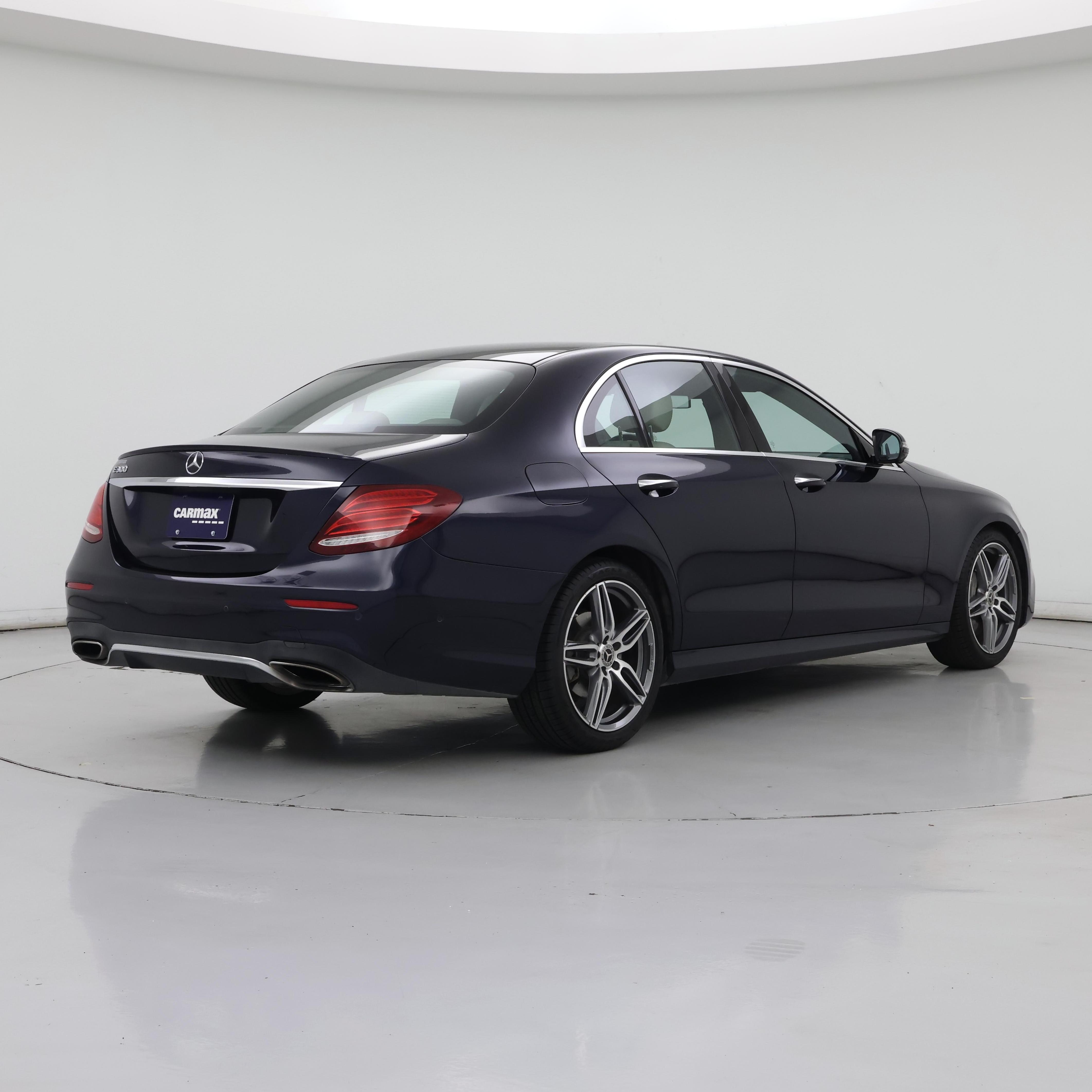 Thumbnail: 2019 Mercedes-Benz E-Class - 8