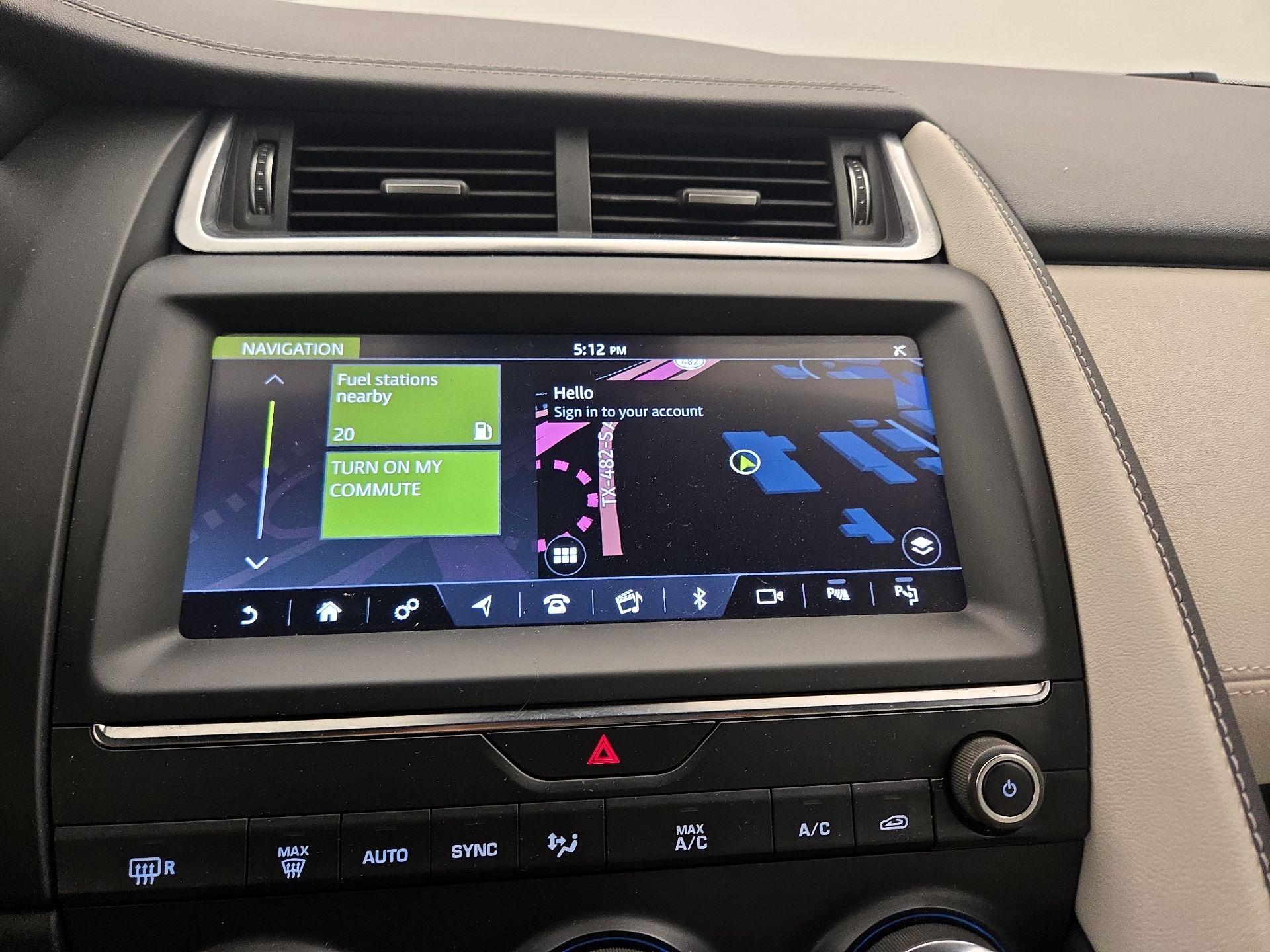 Thumbnail: 2019 Jaguar E-Pace - 14