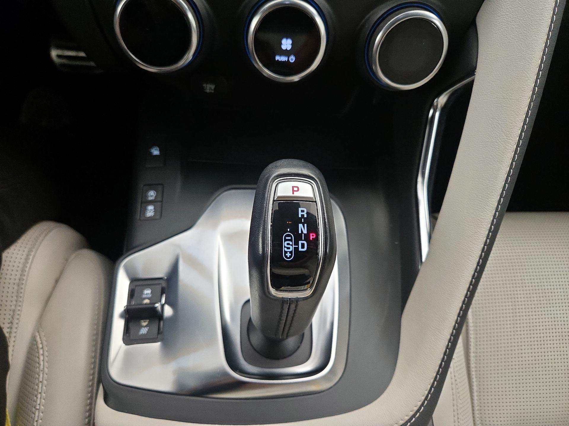 Thumbnail: 2019 Jaguar E-Pace - 18