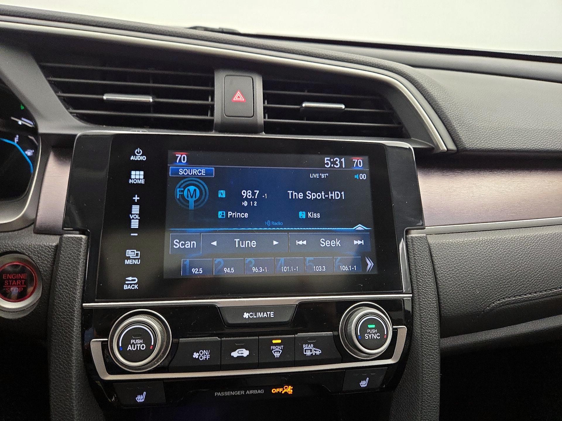 Thumbnail: 2017 Honda Civic - 15