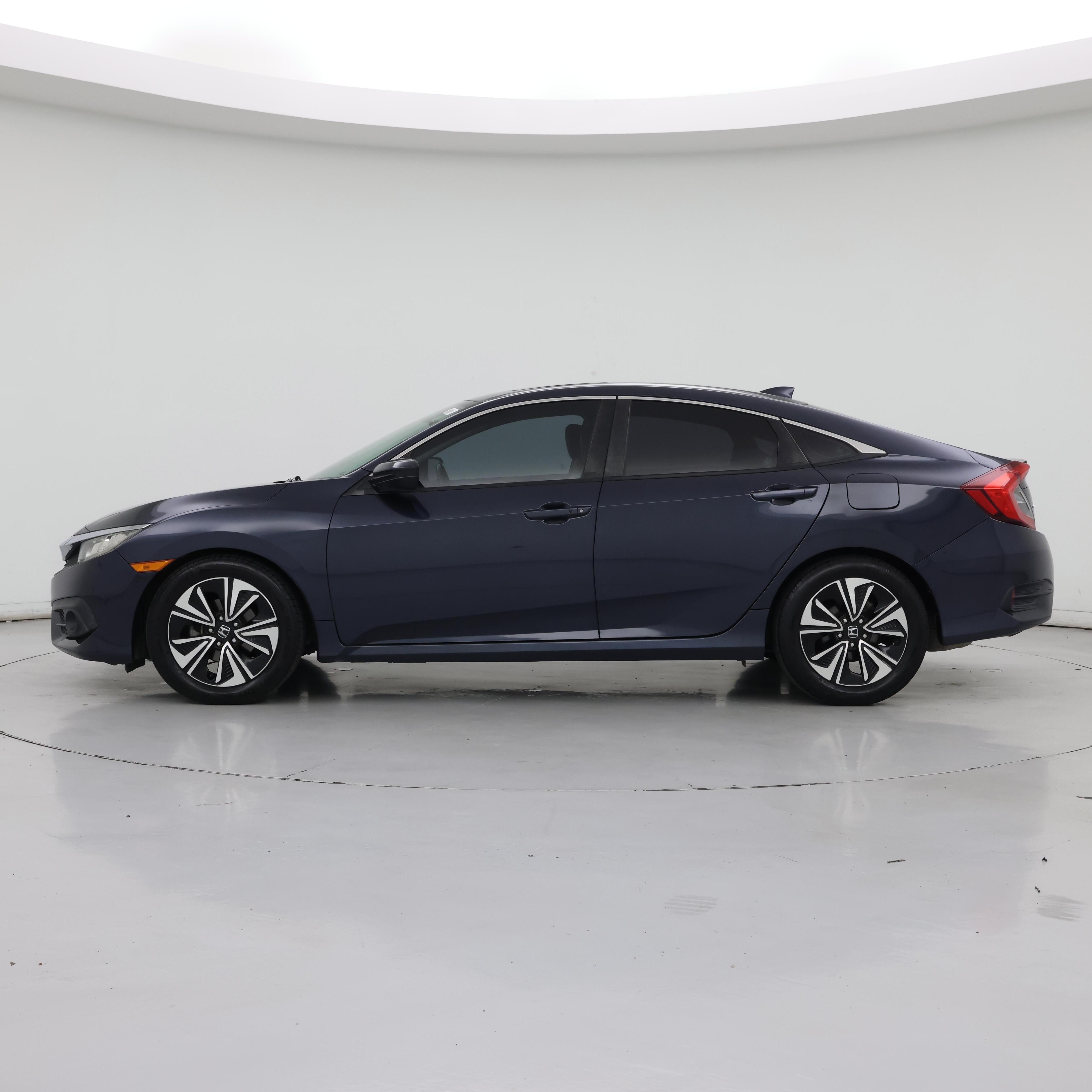 Thumbnail: 2017 Honda Civic - 3