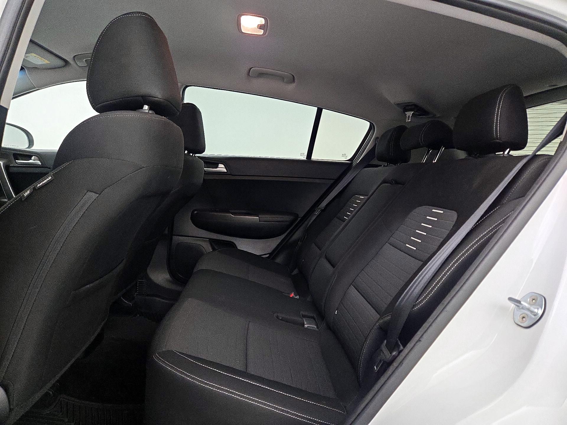 Thumbnail: 2018 Kia Sportage - 19