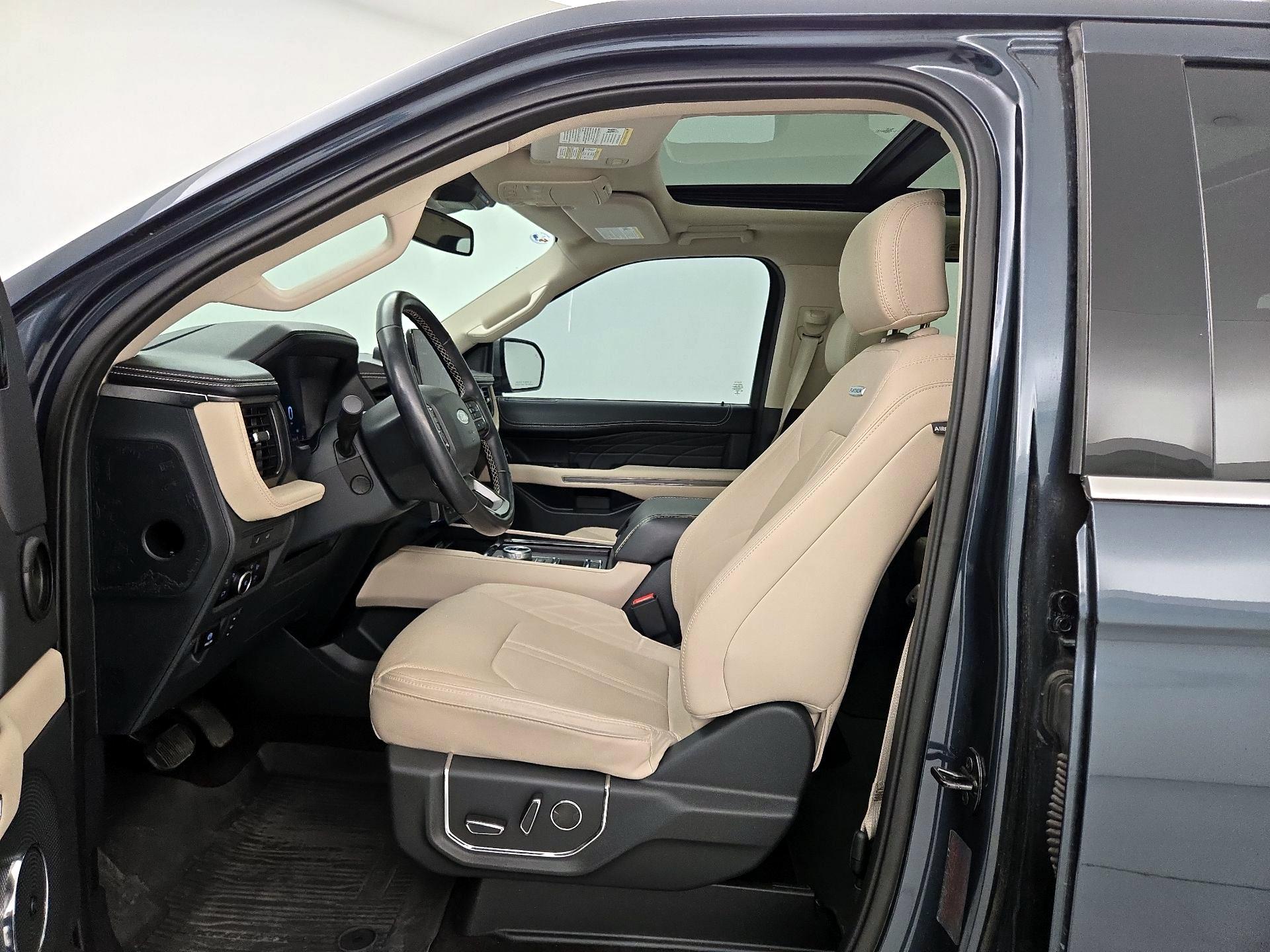 Thumbnail: 2023 Ford Expedition MAX - 11