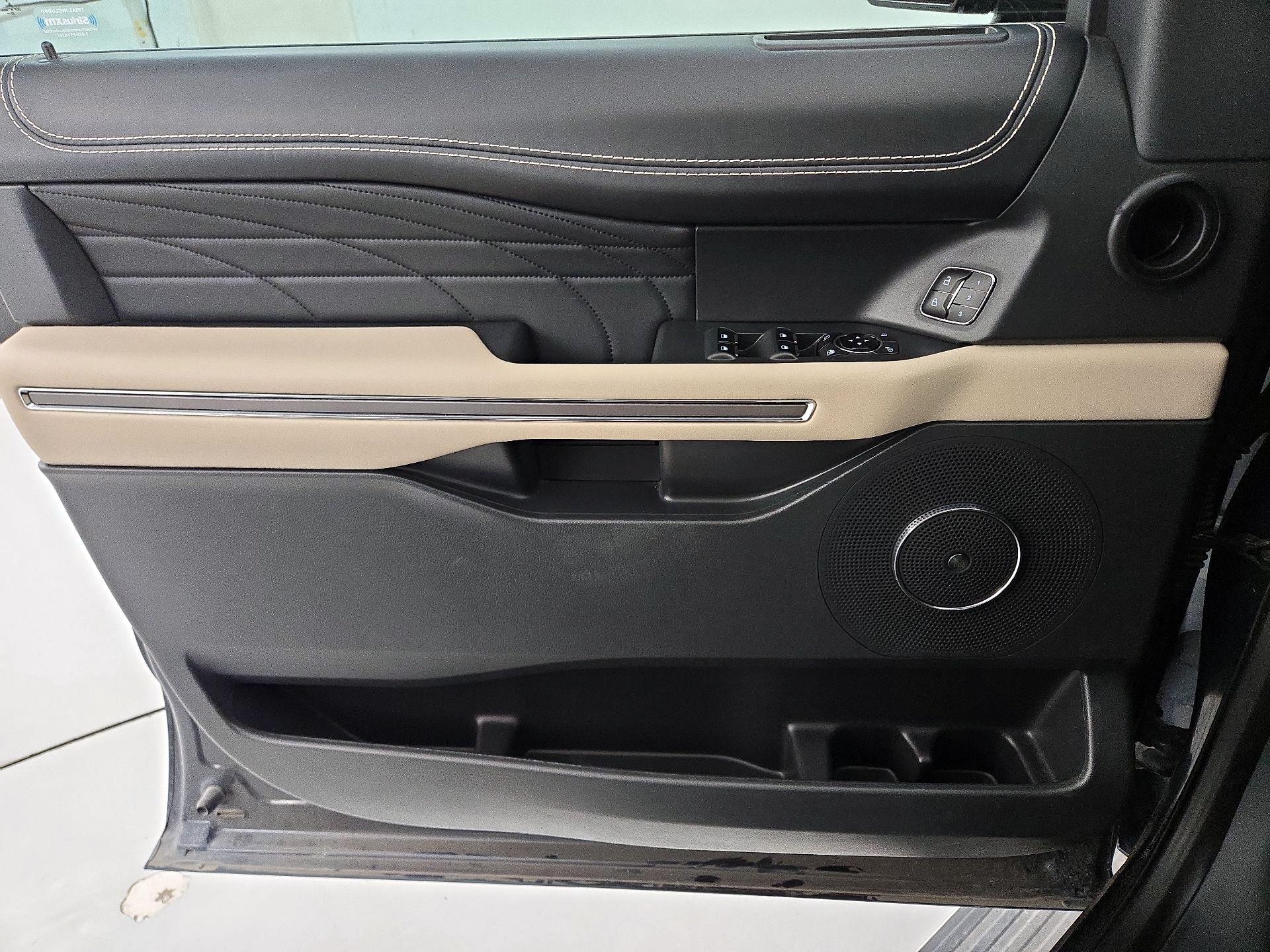 Thumbnail: 2023 Ford Expedition MAX - 12