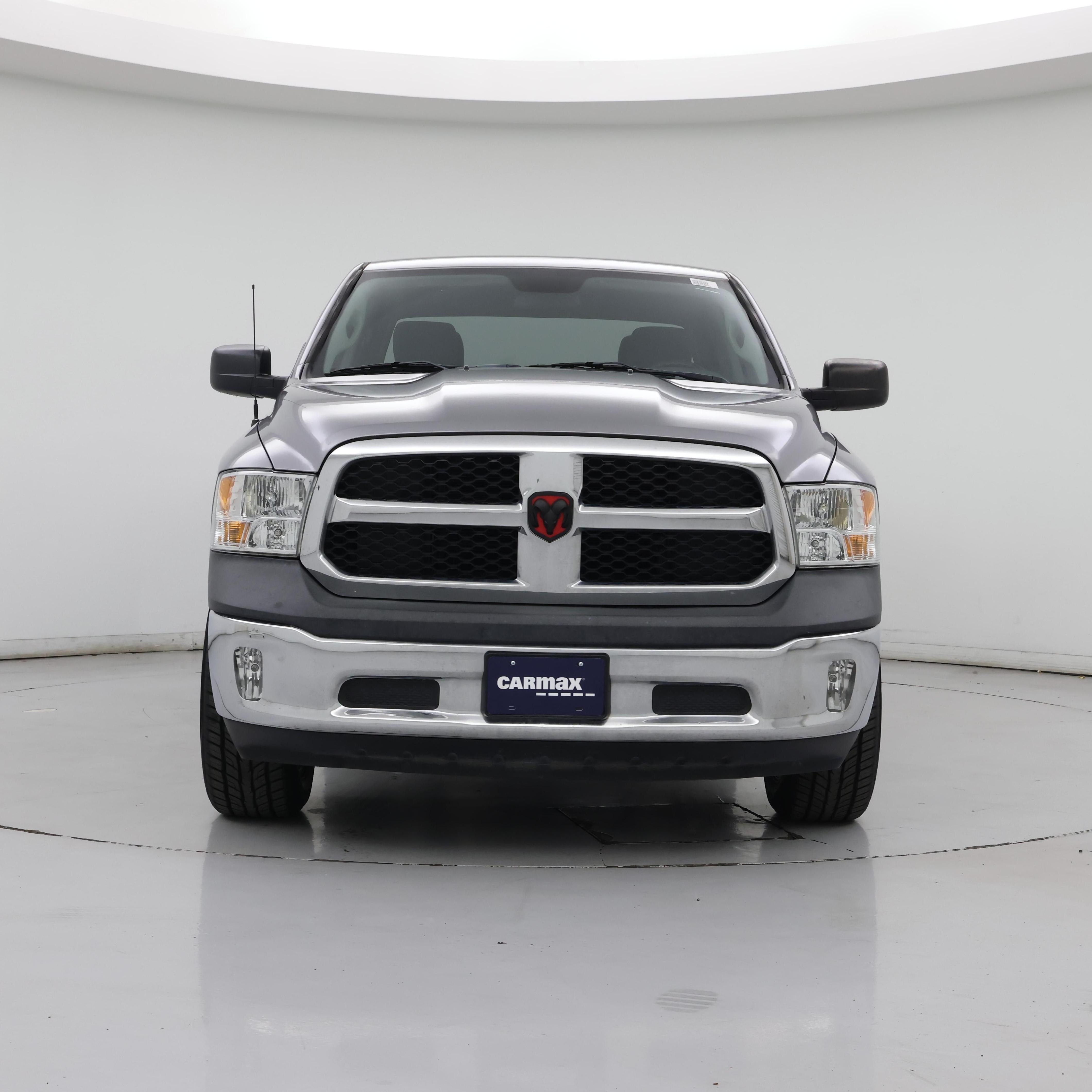 Thumbnail: 2019 RAM 1500 Classic - 5