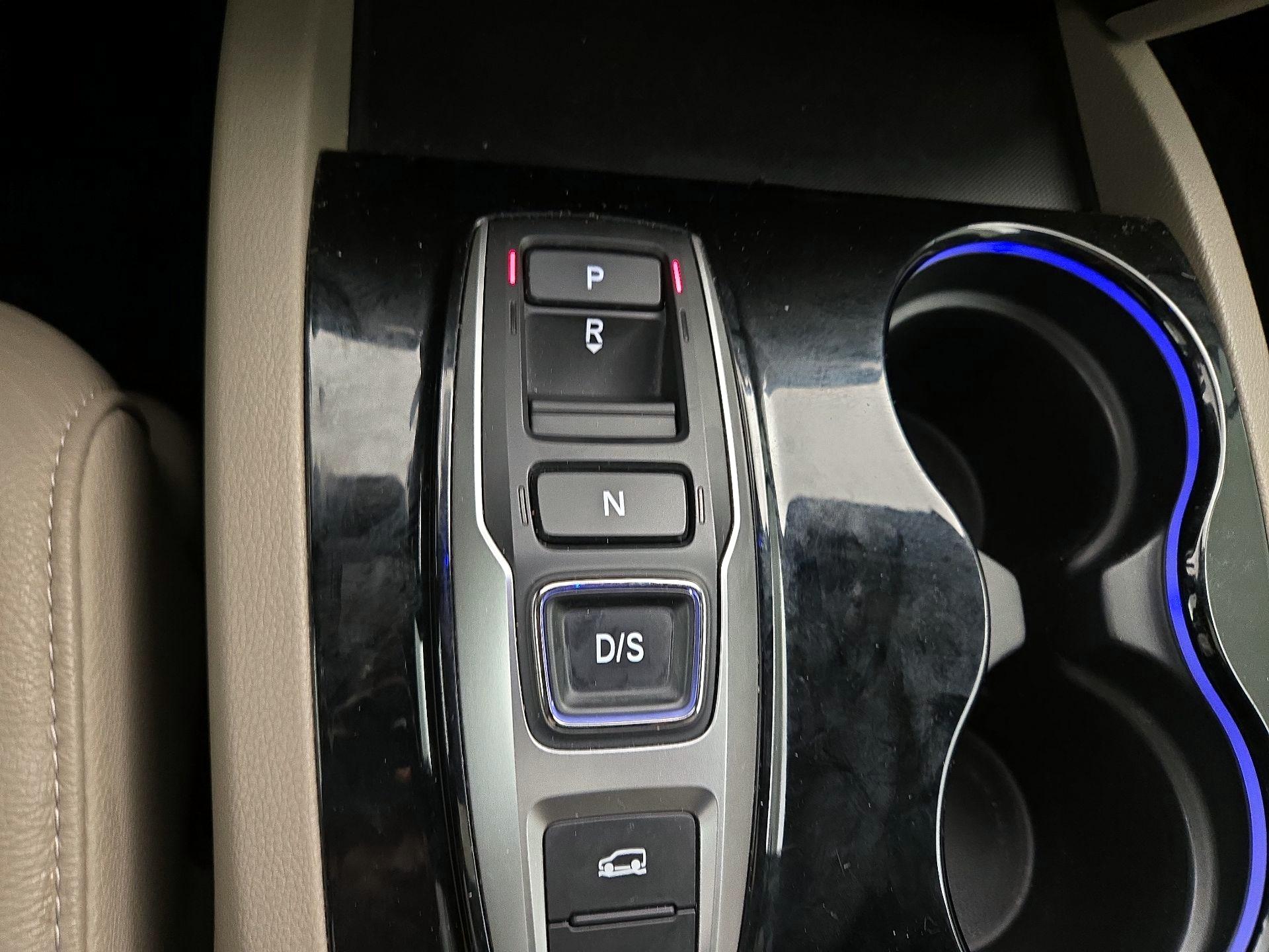 Thumbnail: 2022 Honda Pilot - 18