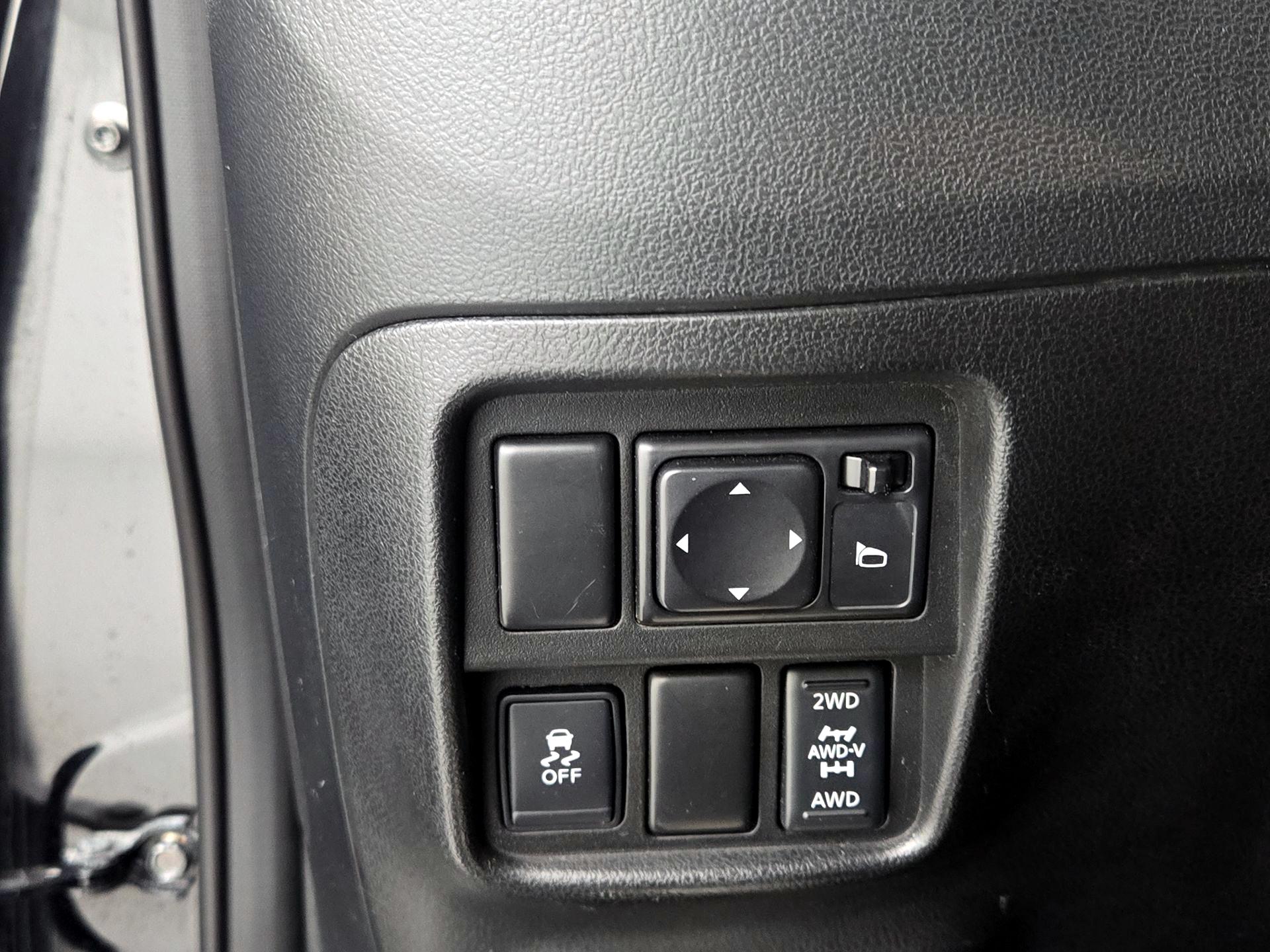 Thumbnail: 2016 Nissan Juke - 13