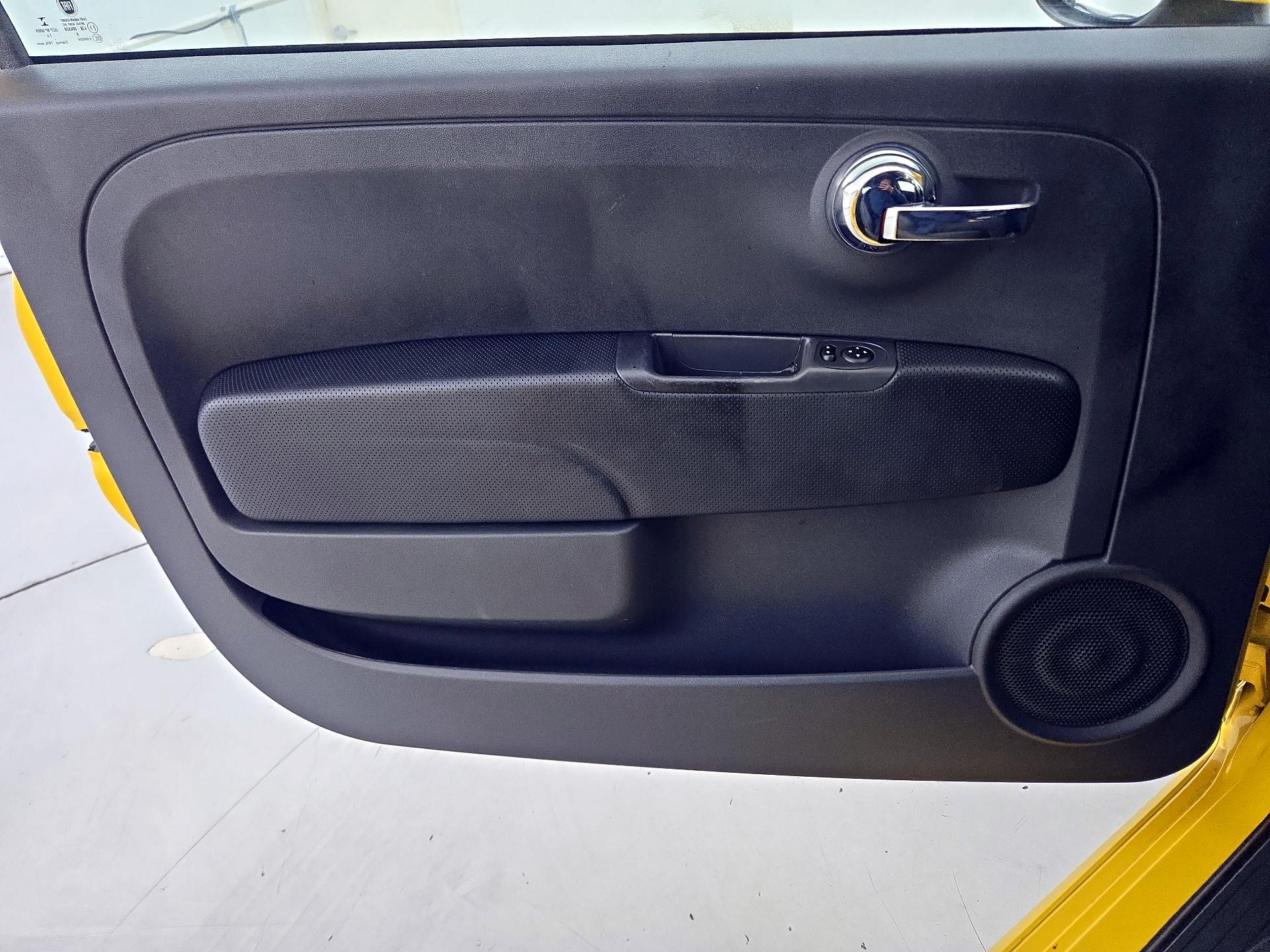 Thumbnail: 2015 Fiat 500 - 12