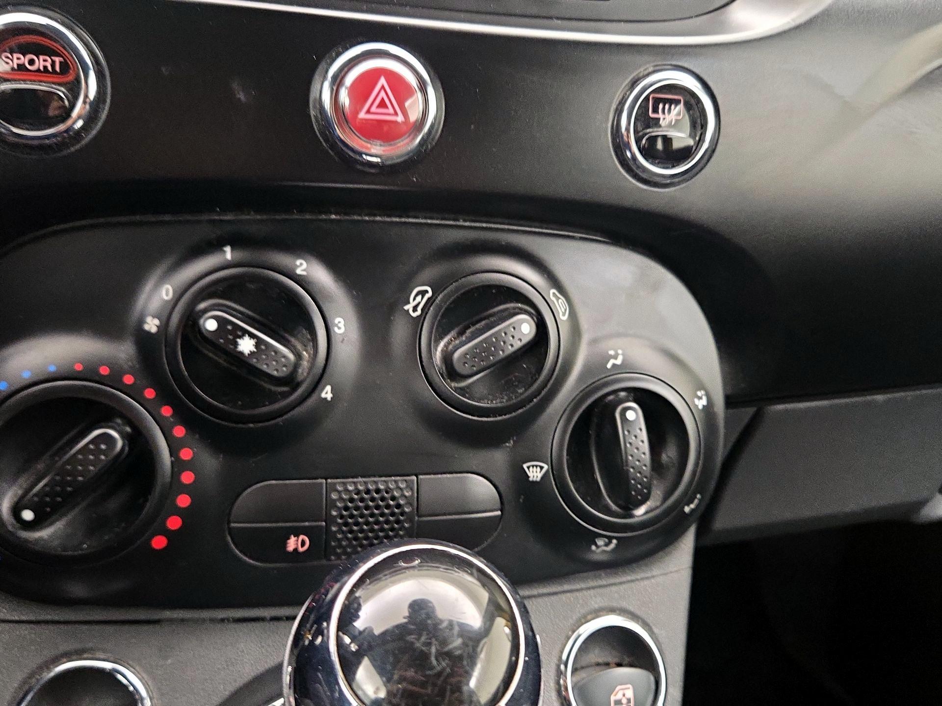 Thumbnail: 2015 Fiat 500 - 14