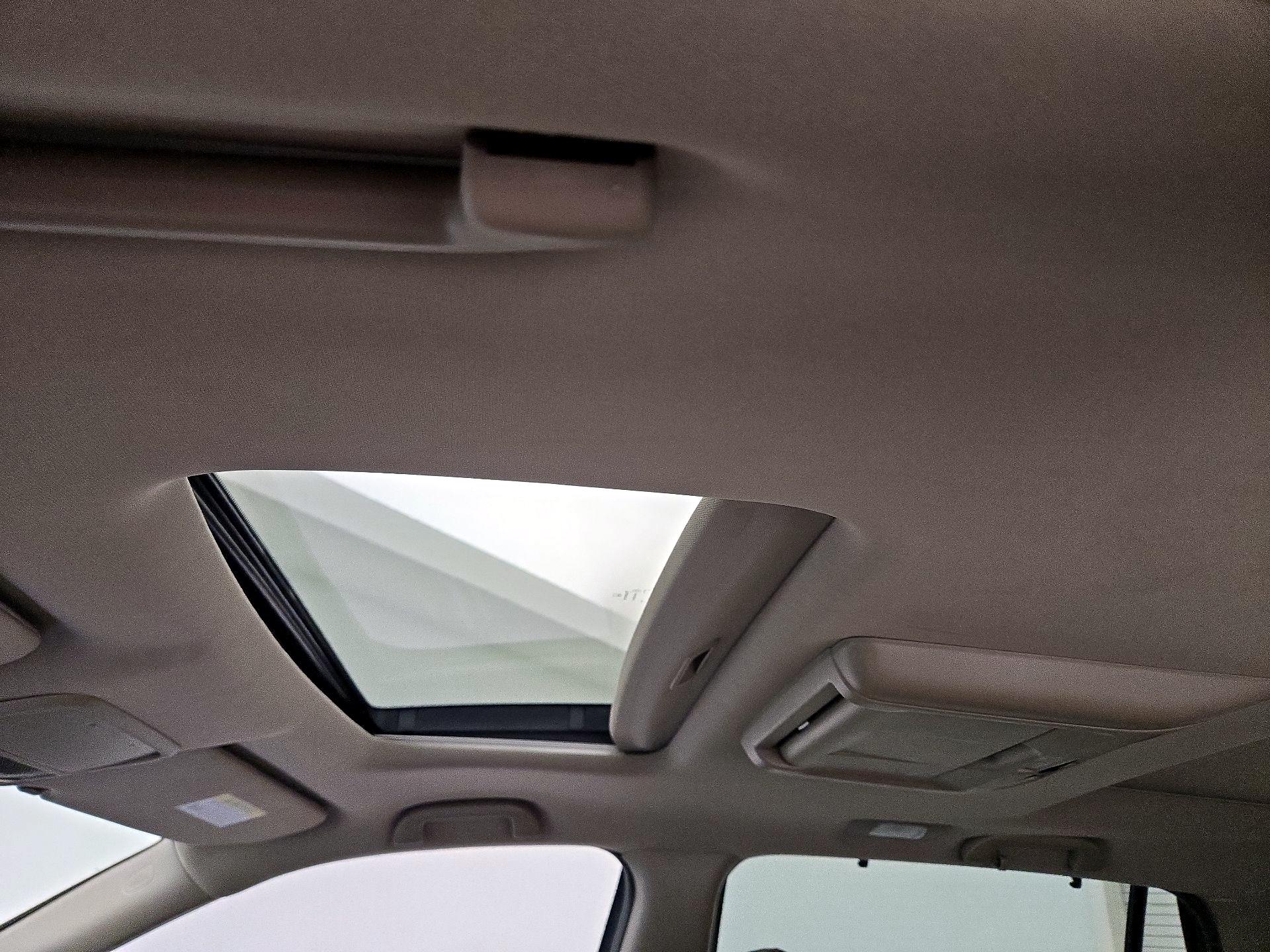 Thumbnail: 2016 Honda Pilot - 20