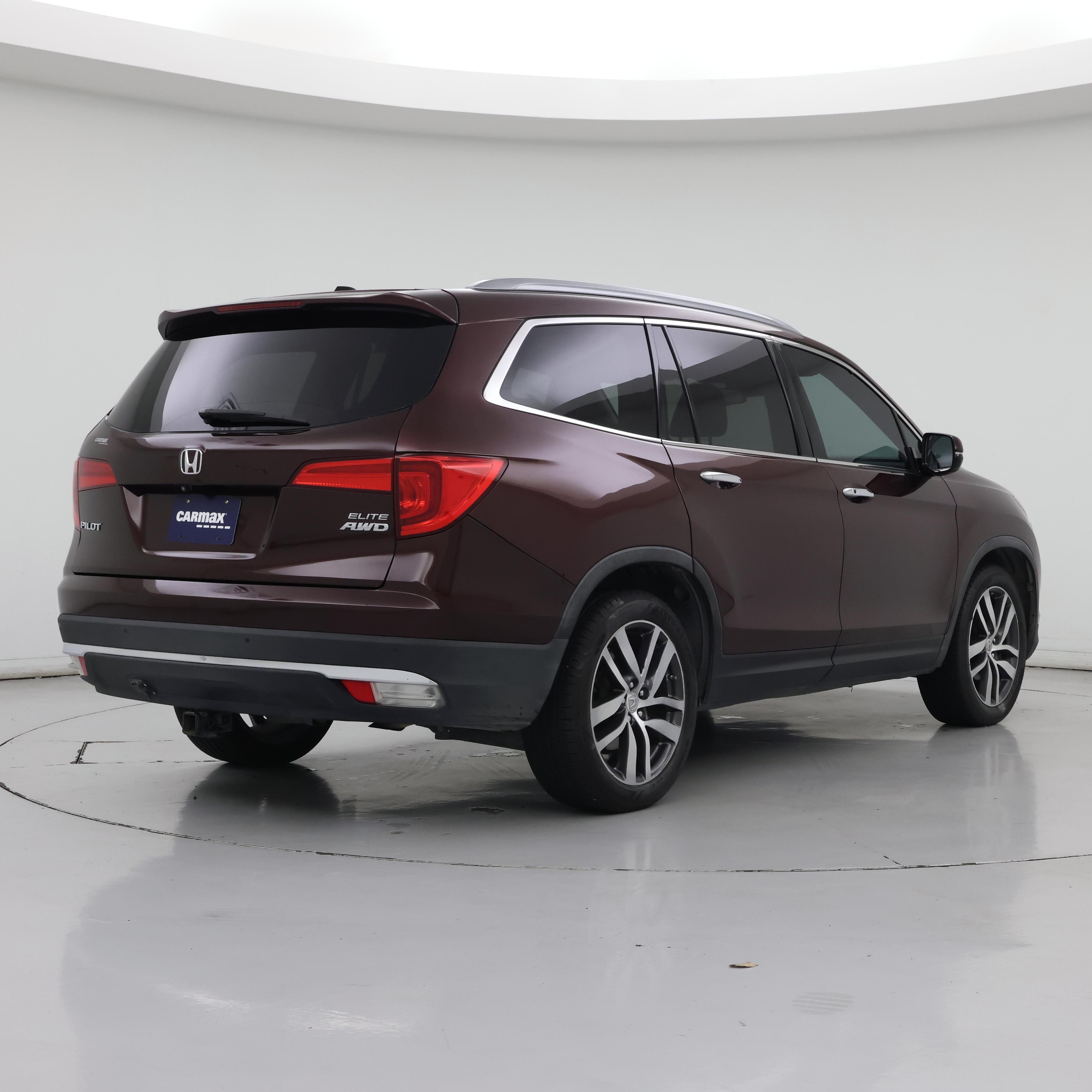 Thumbnail: 2016 Honda Pilot - 8