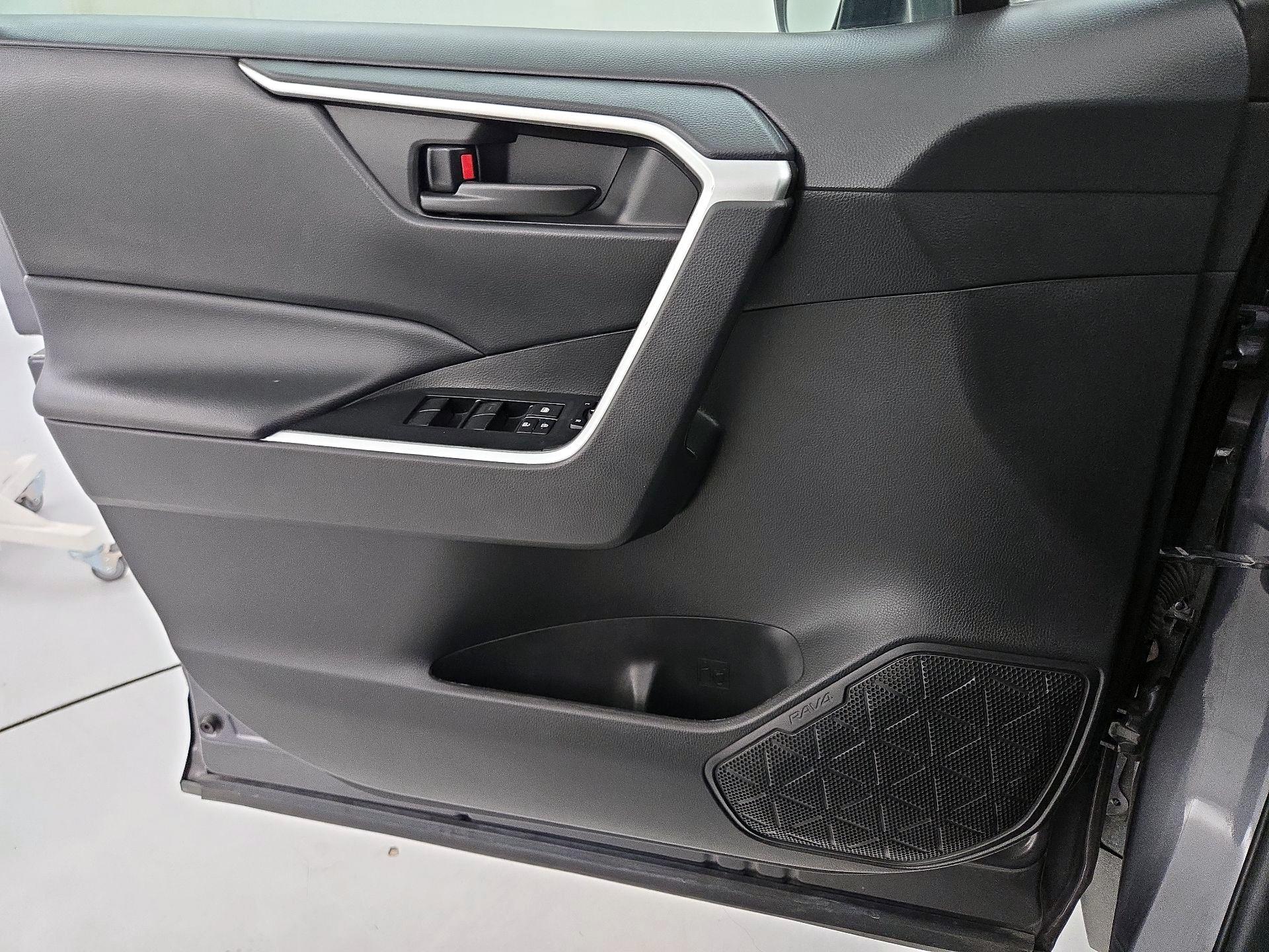 Thumbnail: 2023 Toyota RAV4 - 12