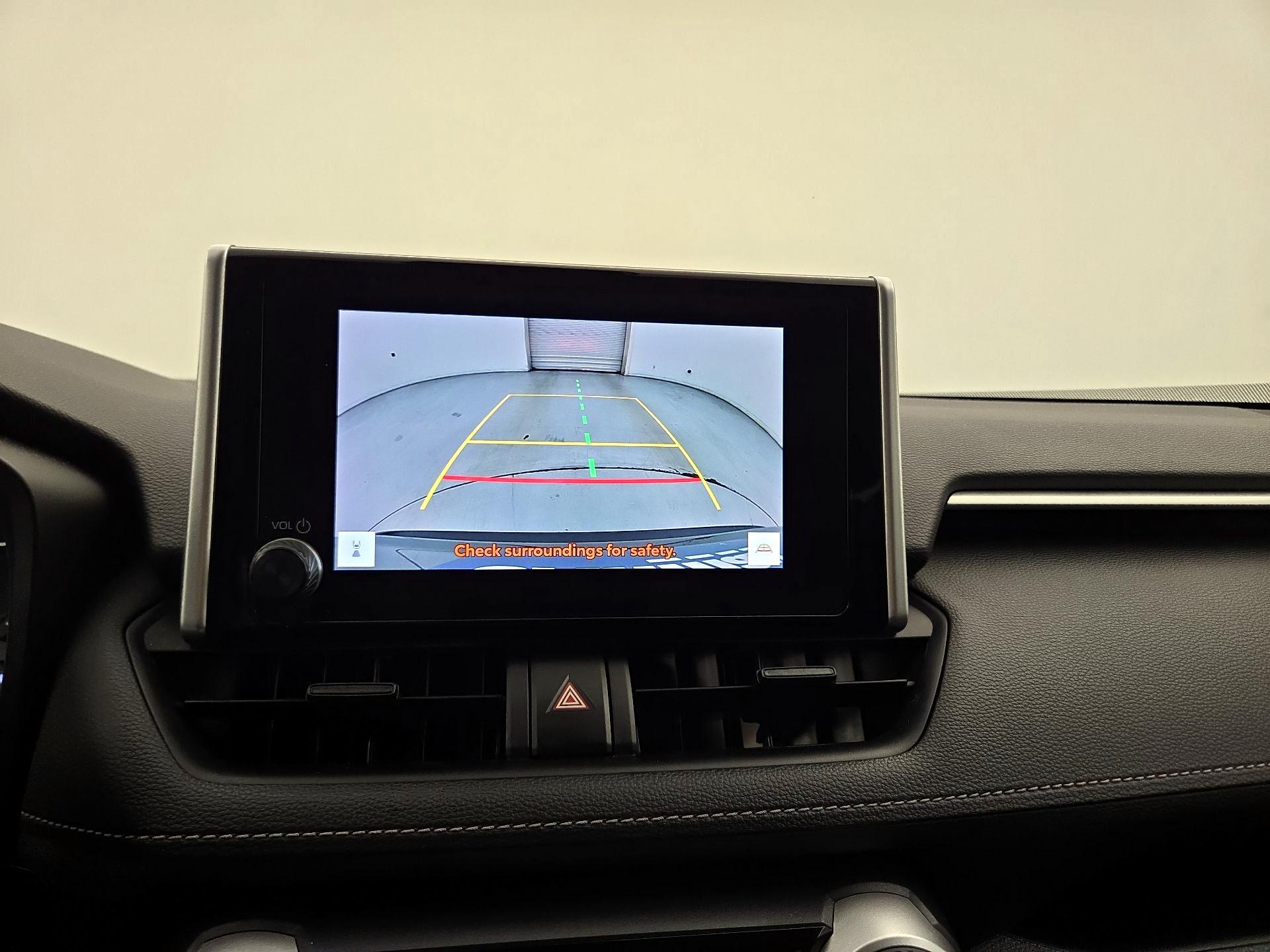 Thumbnail: 2023 Toyota RAV4 - 14