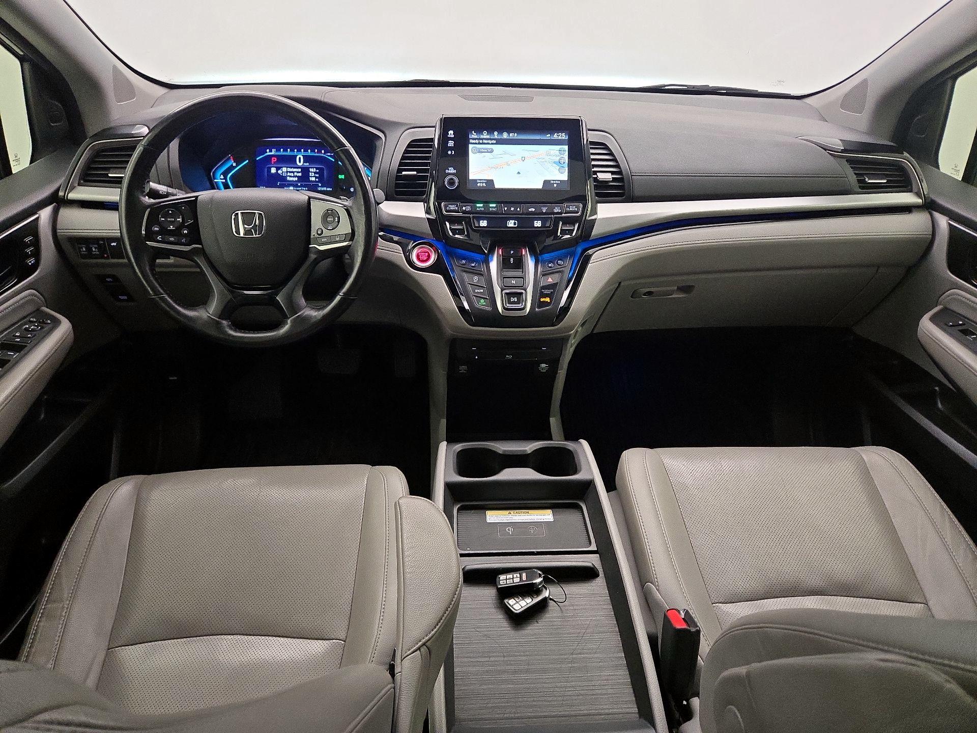 Thumbnail: 2018 Honda Odyssey - 9