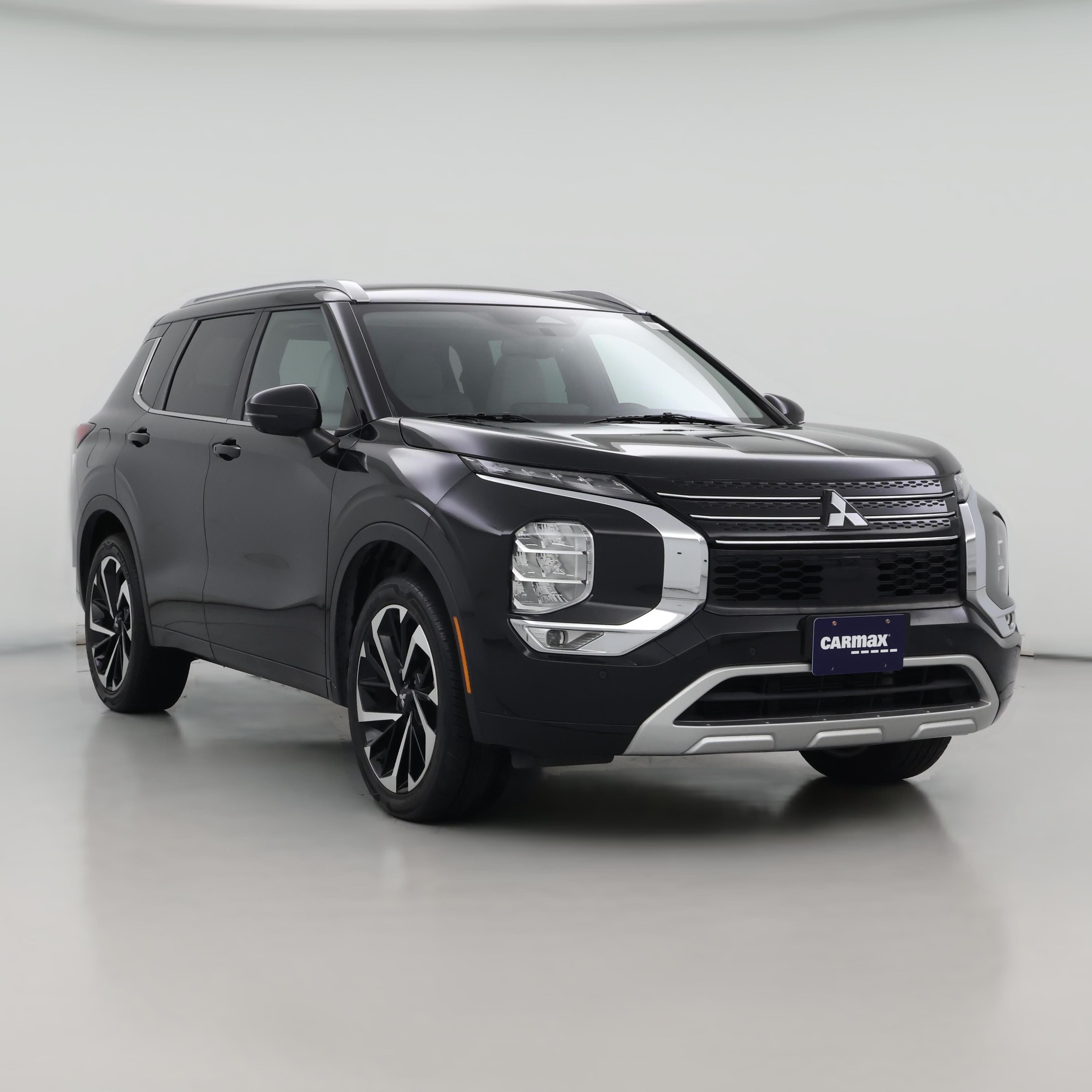 Thumbnail: 2022 Mitsubishi Outlander - 1