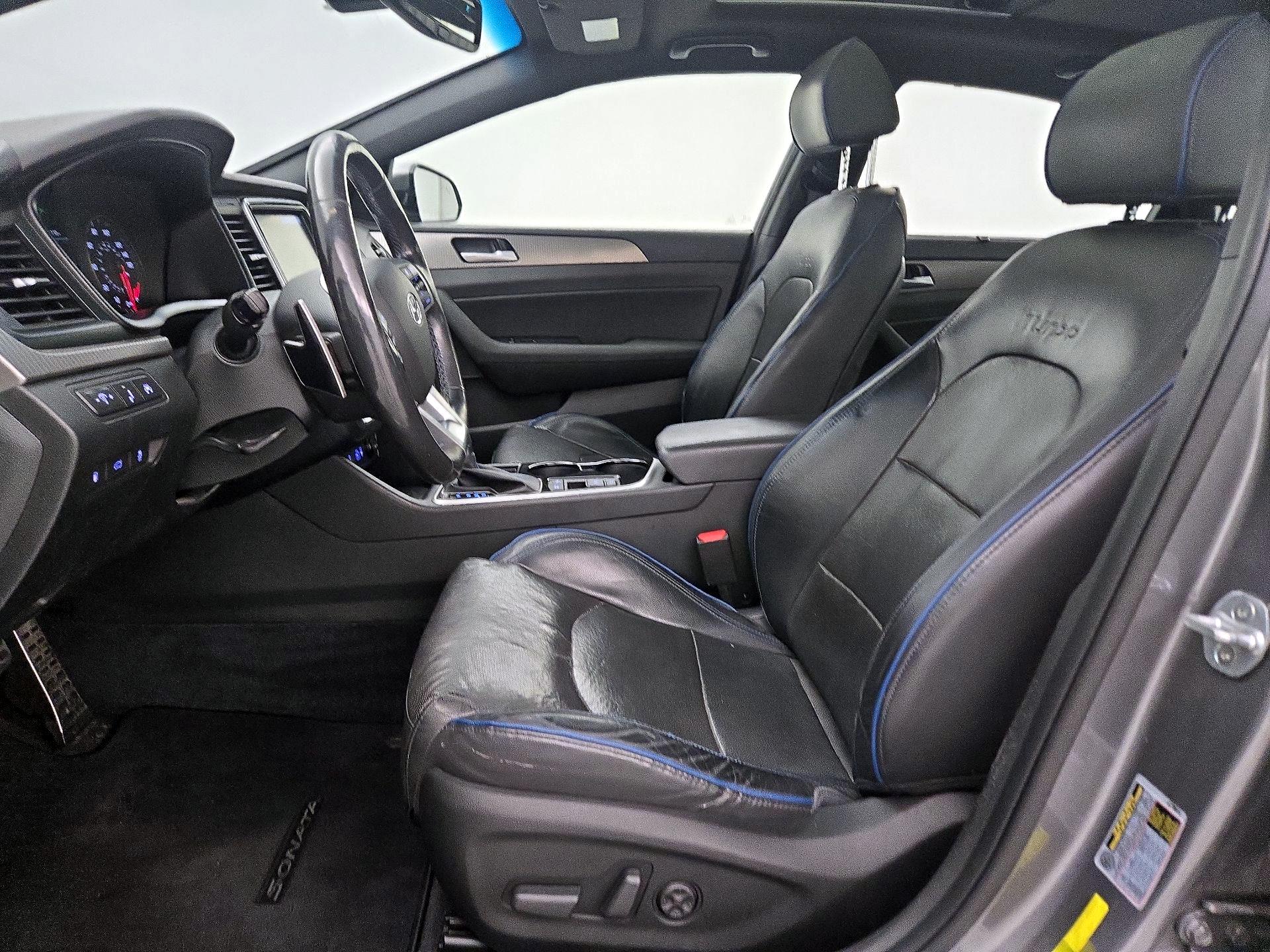 Thumbnail: 2019 Hyundai Sonata - 11