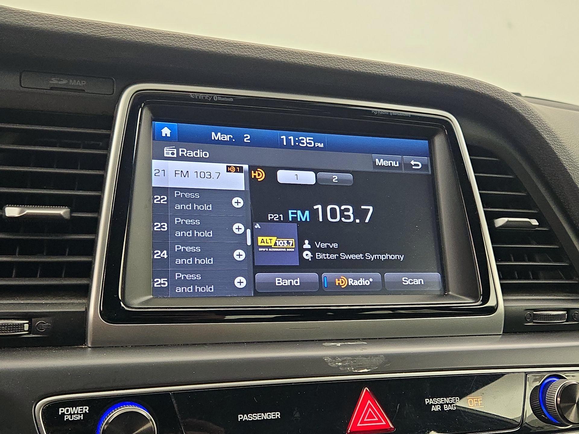 Thumbnail: 2019 Hyundai Sonata - 16