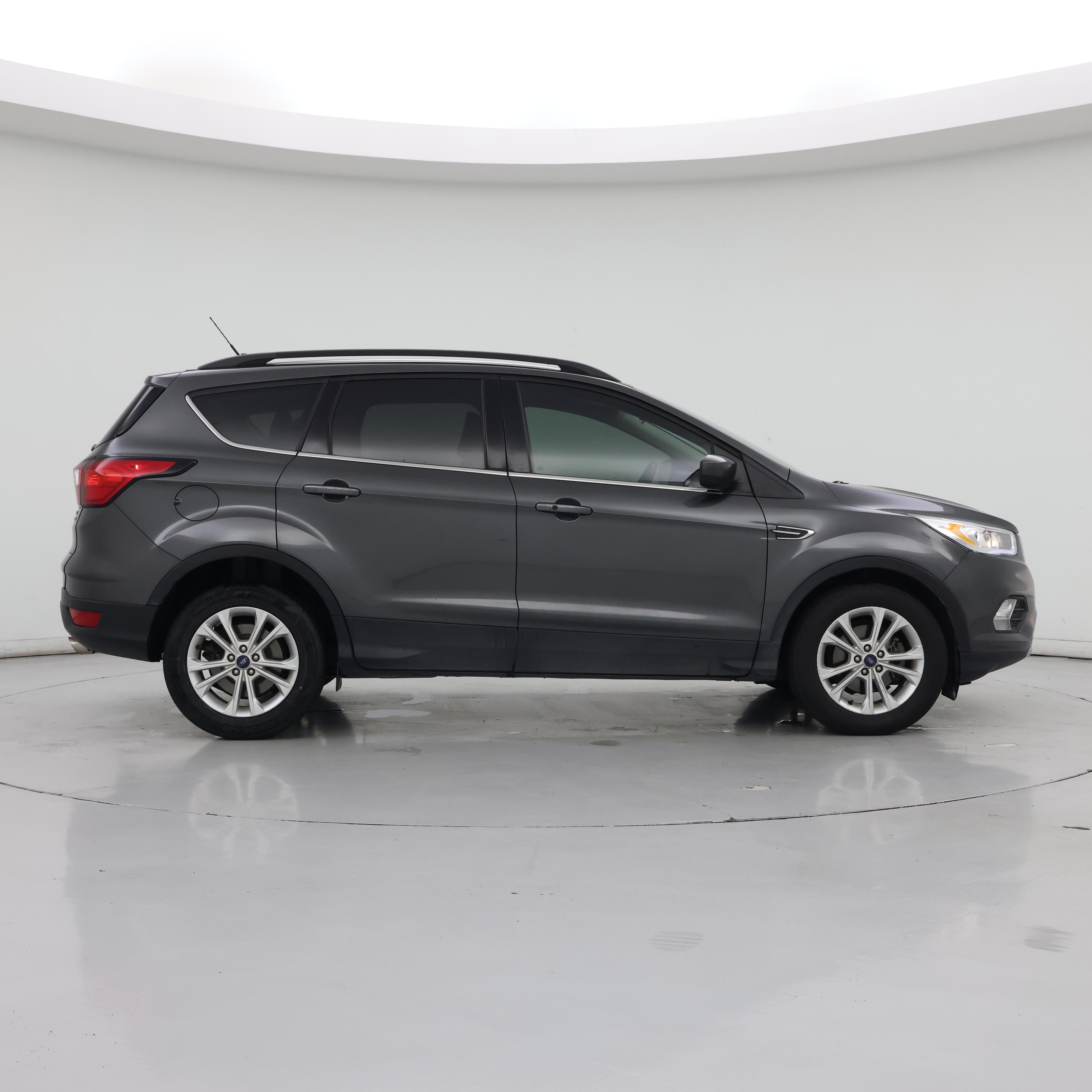 Thumbnail: 2019 Ford Escape - 7