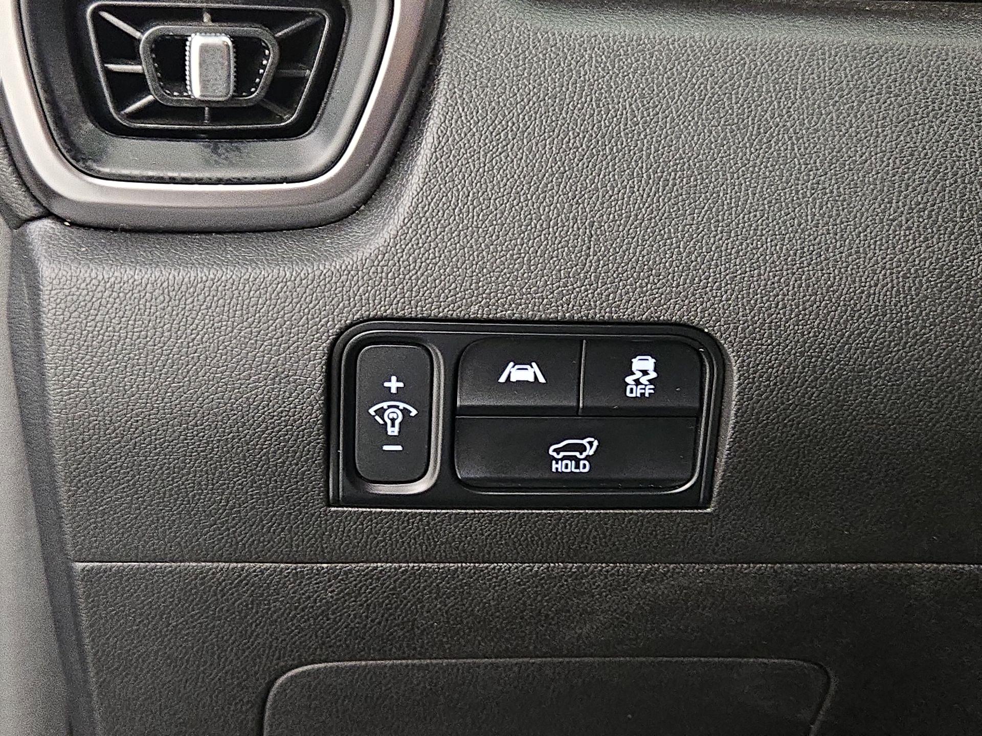 Thumbnail: 2023 Kia Sorento - 13