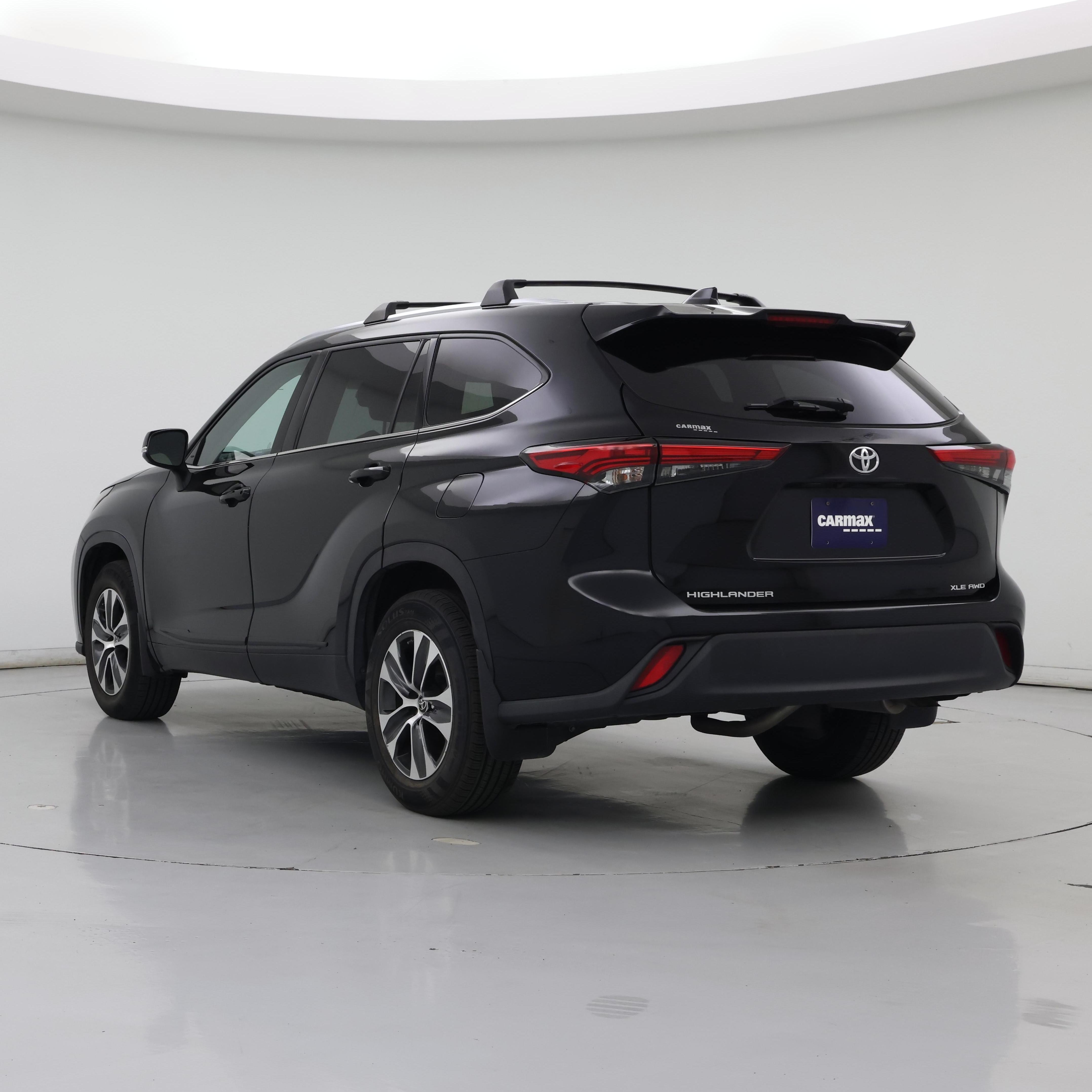 Thumbnail: 2021 Toyota Highlander - 2