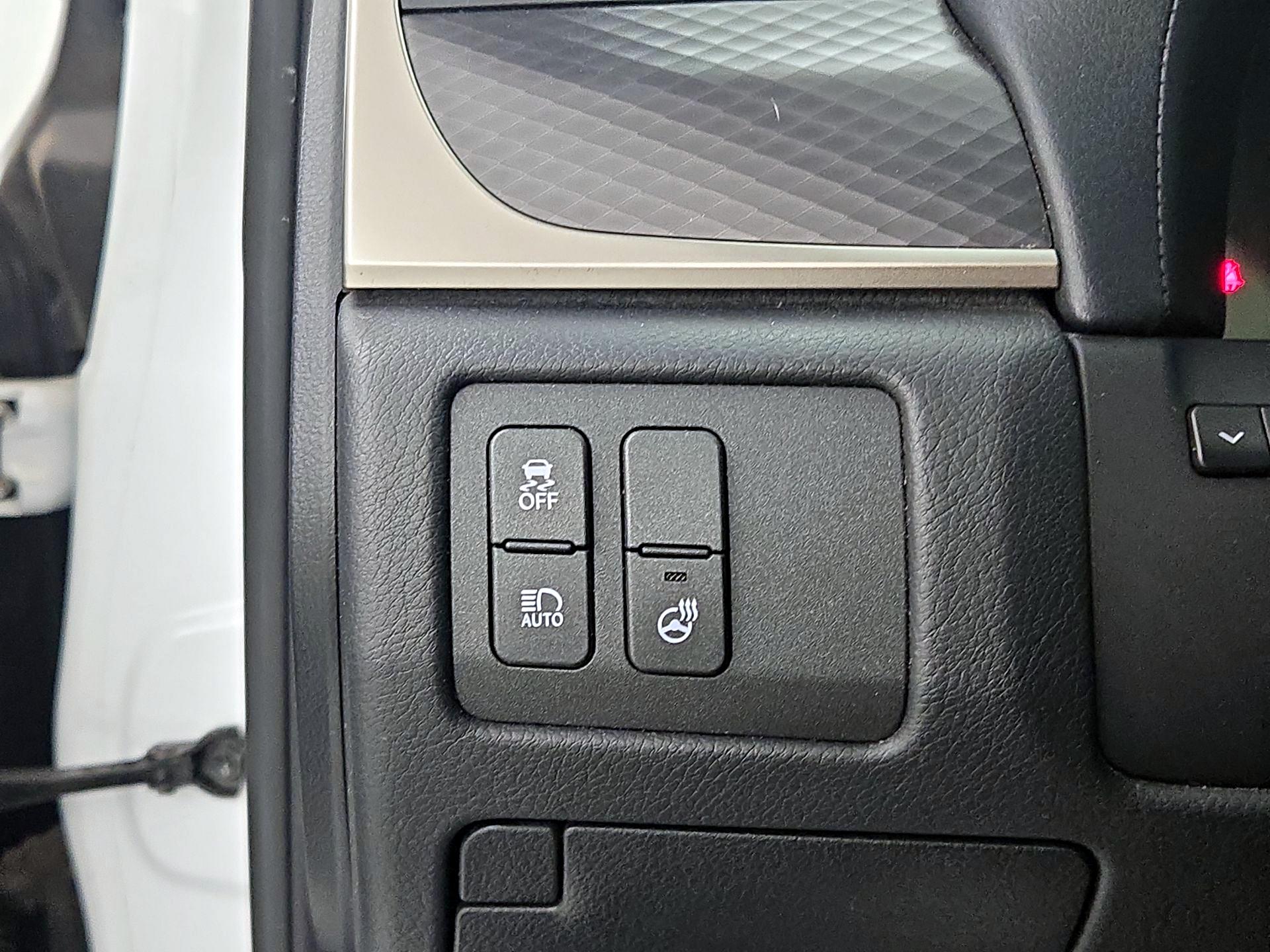 Thumbnail: 2018 Lexus GS - 13