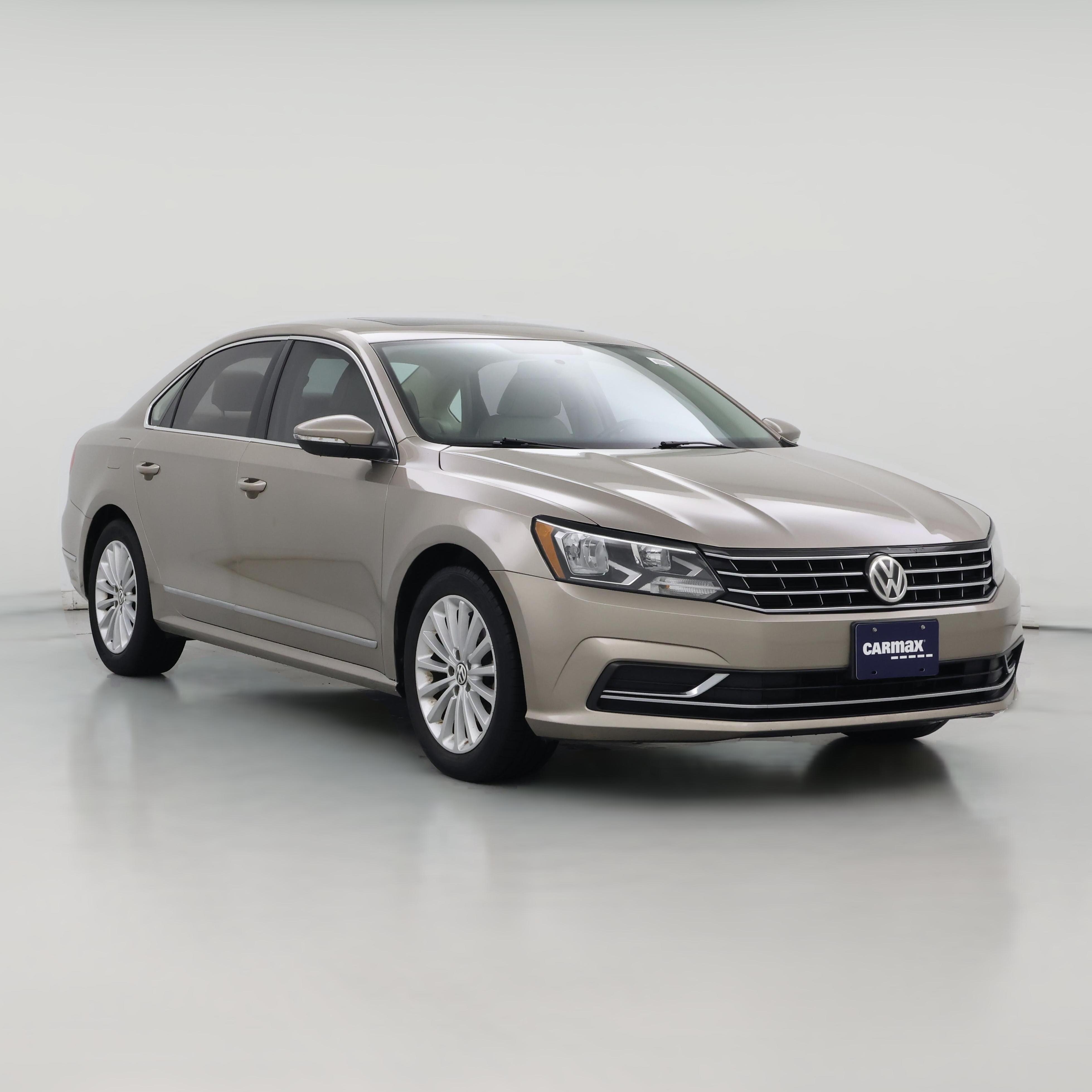 Thumbnail: 2016 Volkswagen Passat - 1