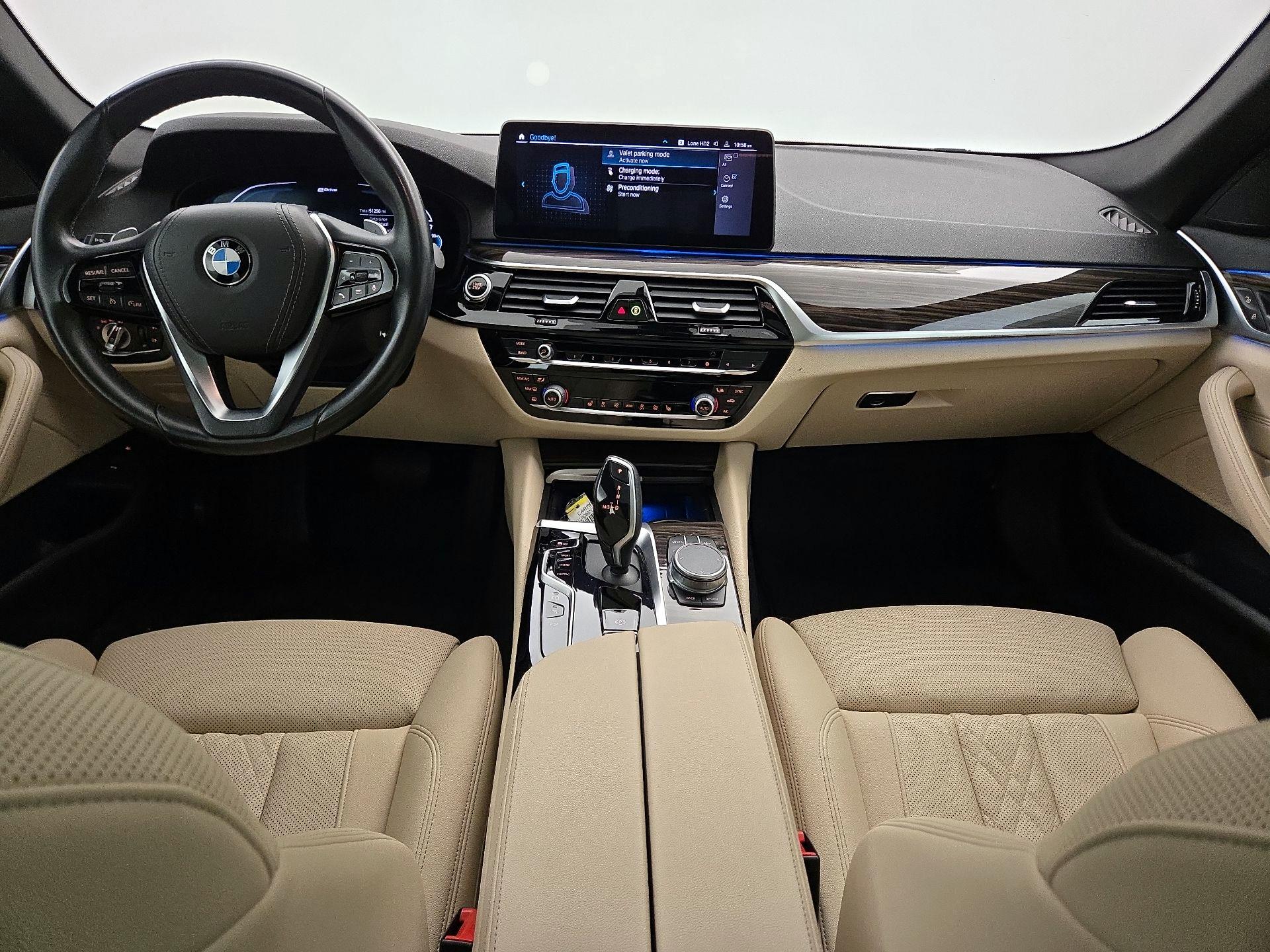 Thumbnail: 2021 BMW 5 Series - 9
