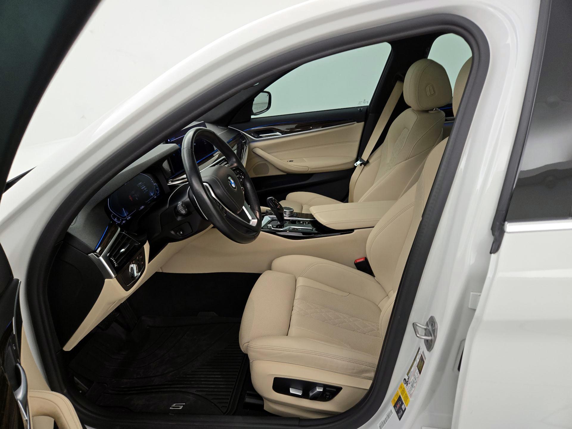 Thumbnail: 2021 BMW 5 Series - 11