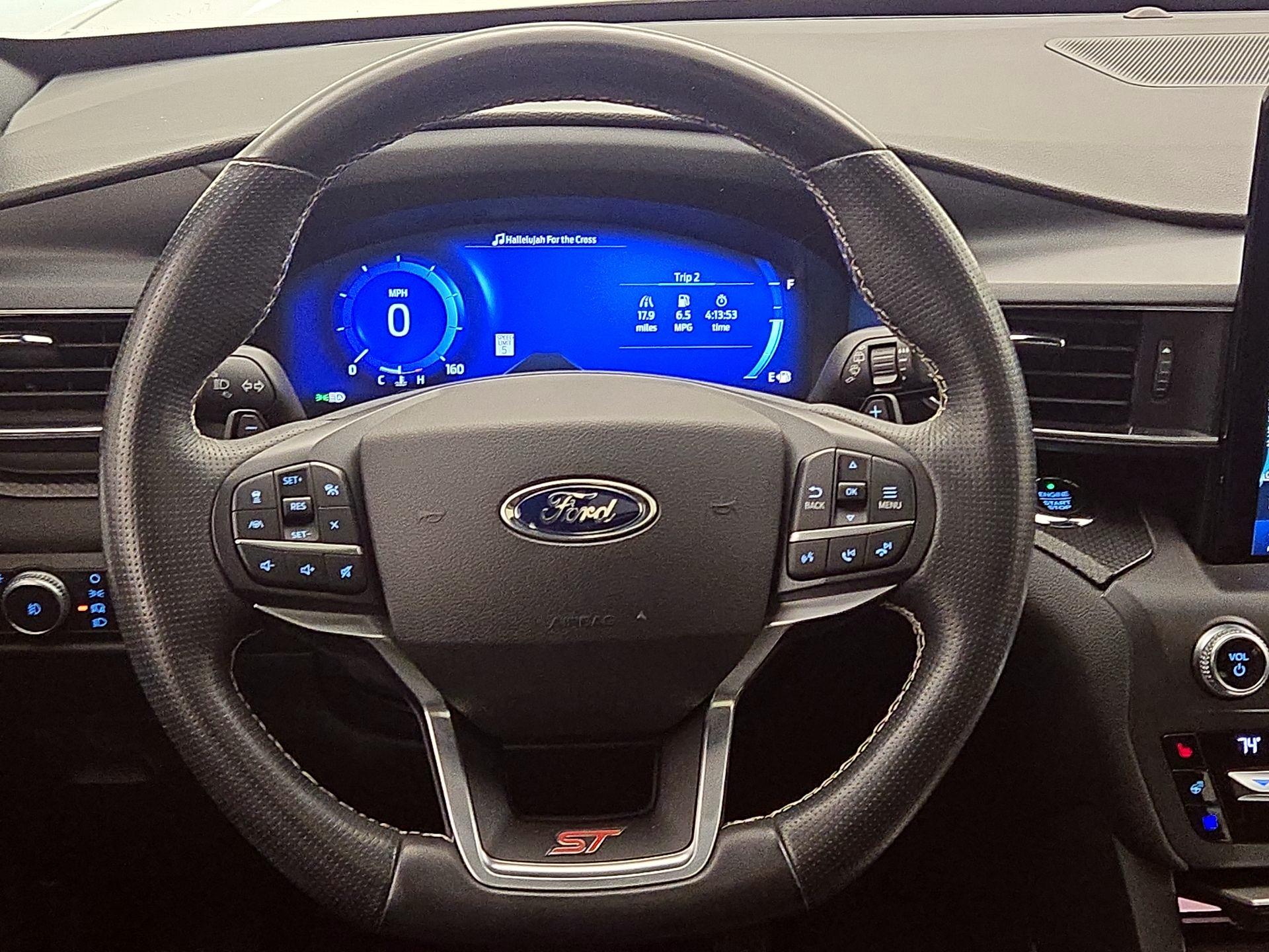 Thumbnail: 2020 Ford Explorer - 10