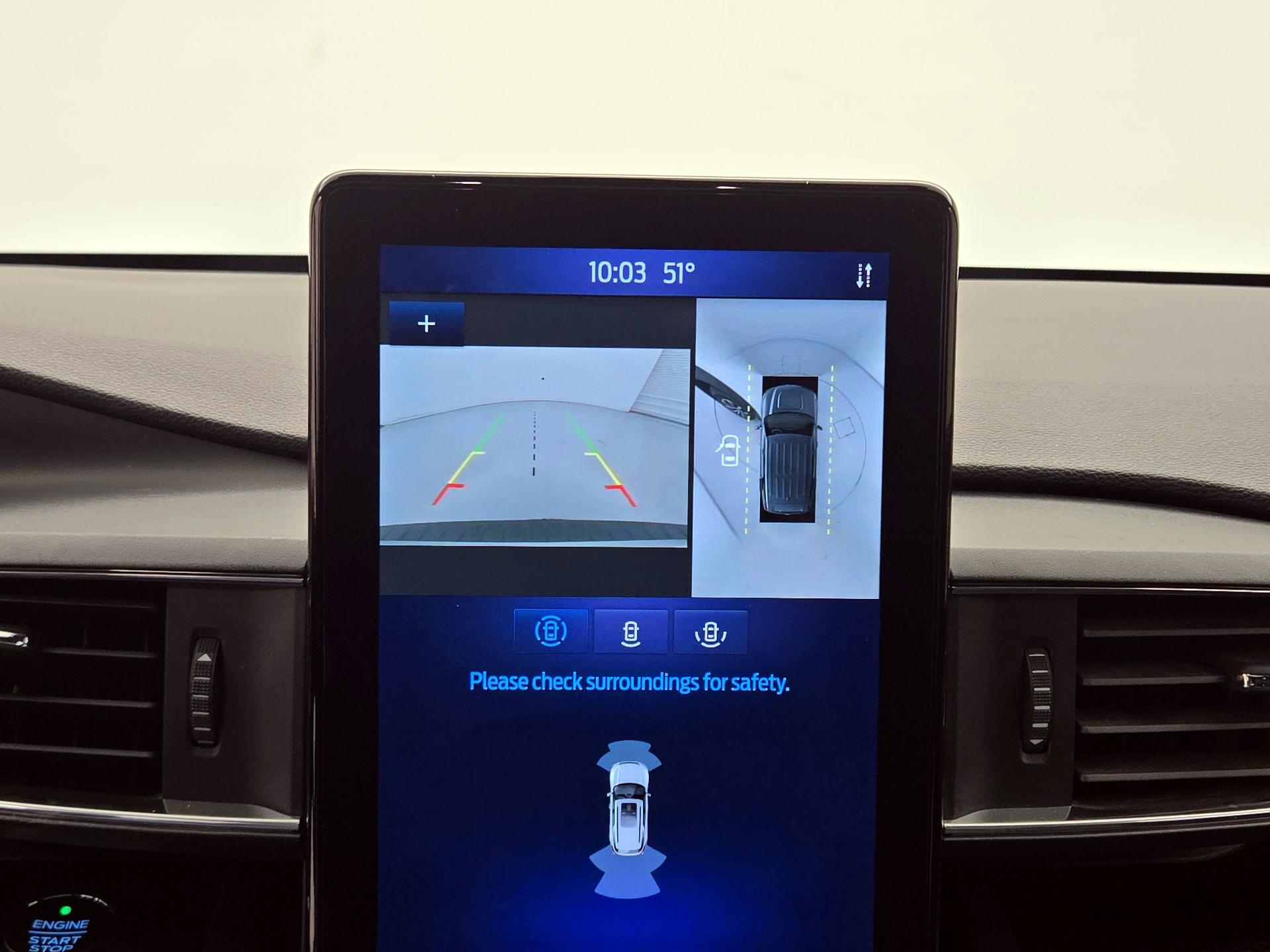 Thumbnail: 2020 Ford Explorer - 15