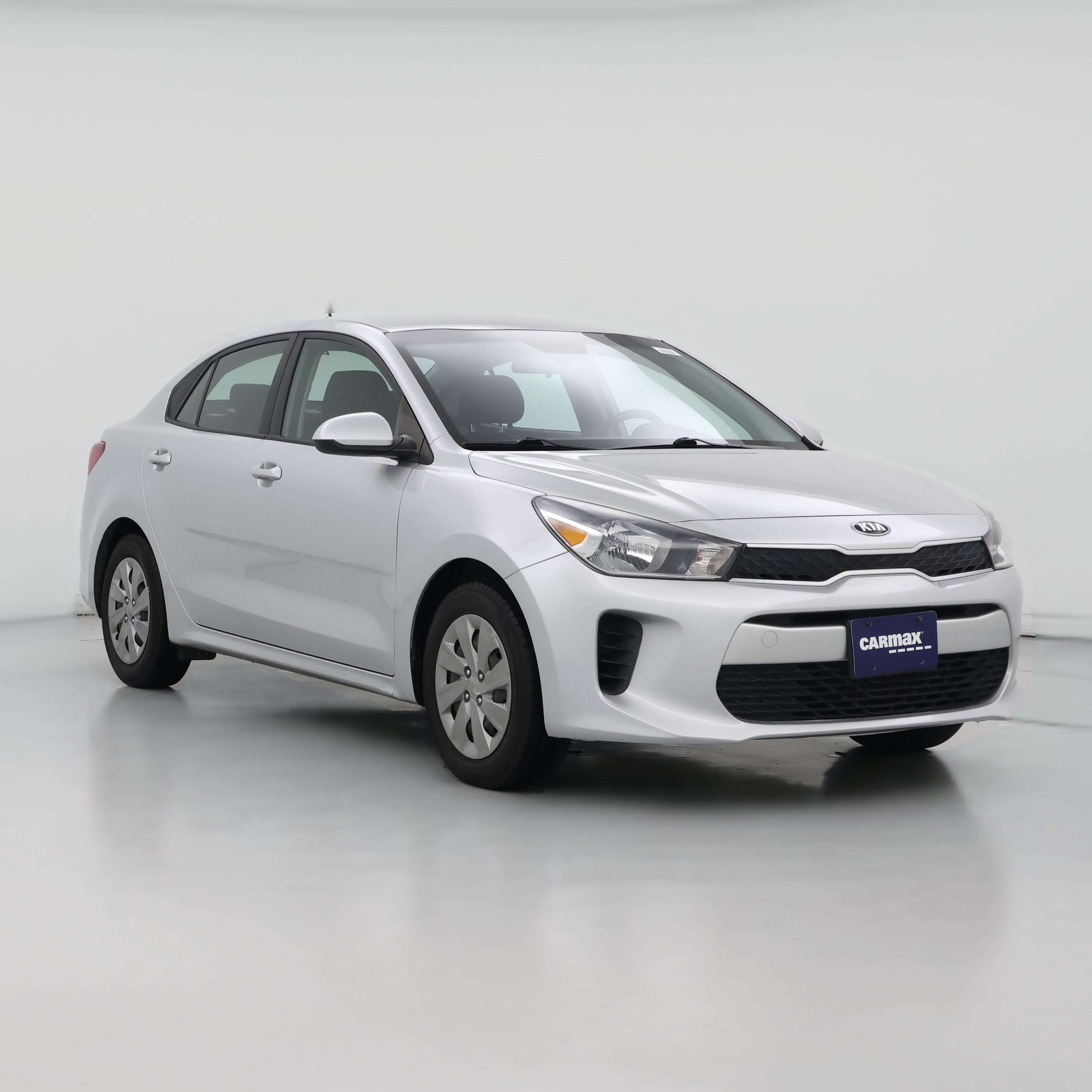 Thumbnail: 2019 Kia Rio - 1
