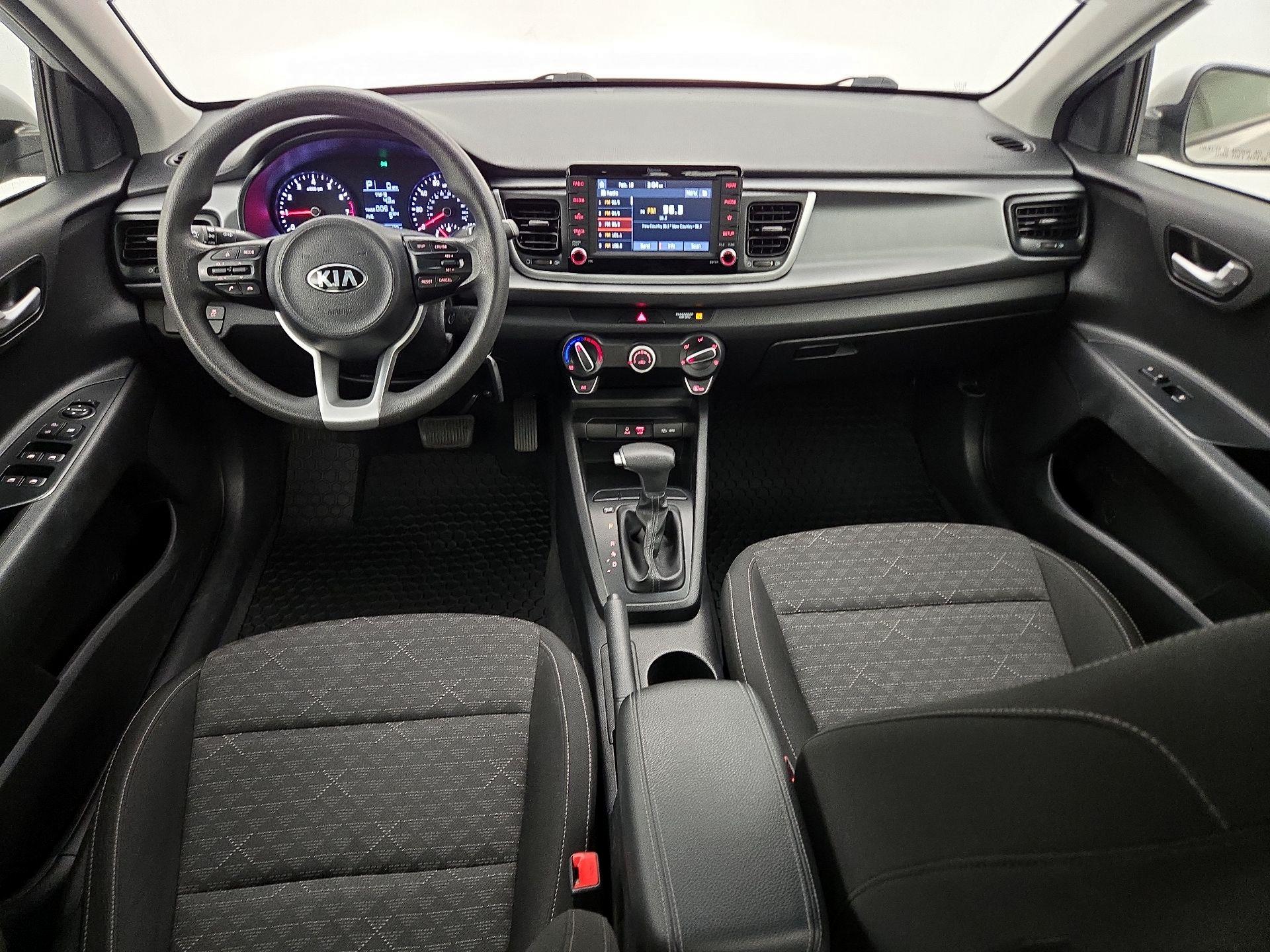 Thumbnail: 2019 Kia Rio - 9