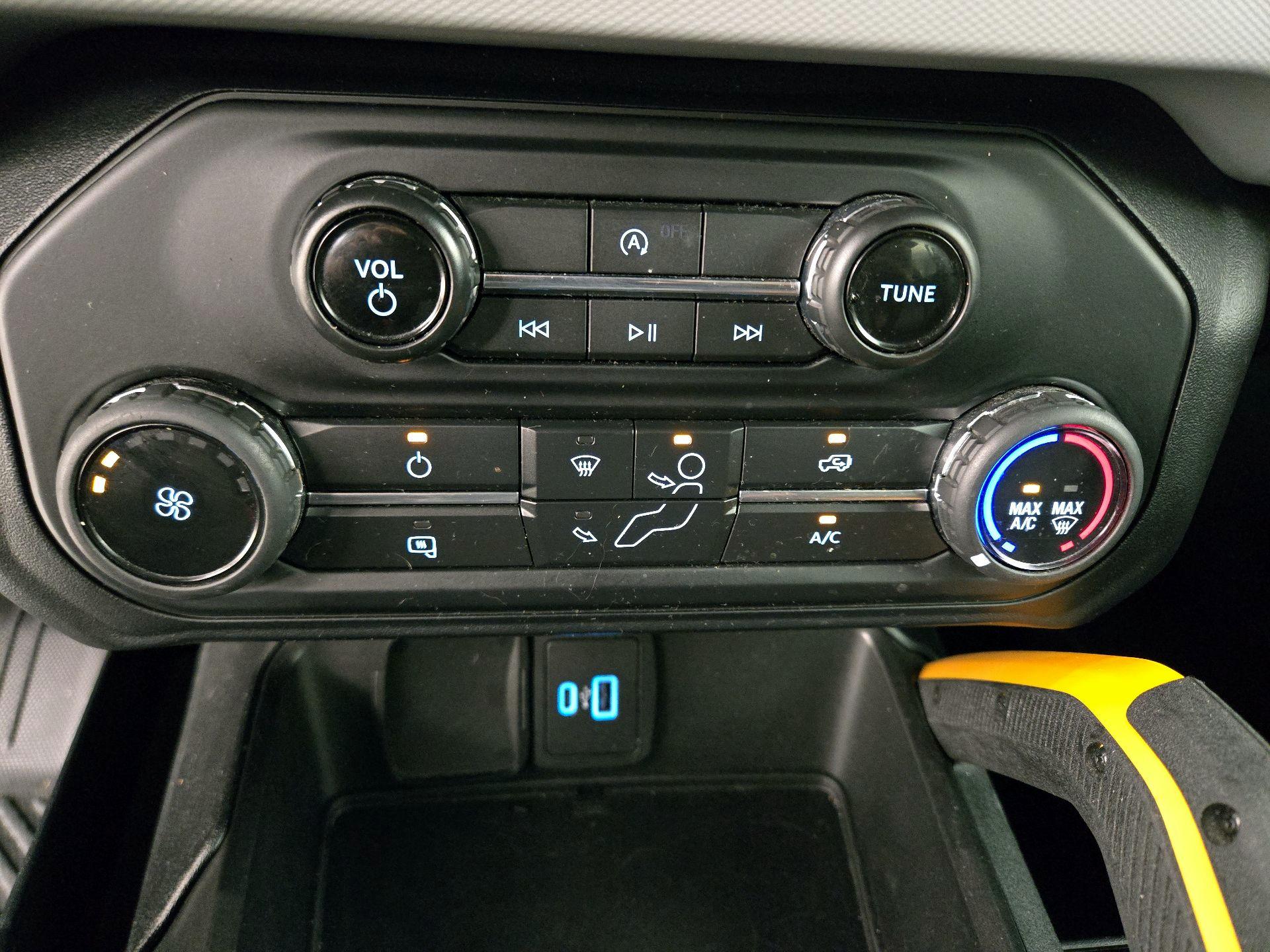 Thumbnail: 2021 Ford Bronco - 16