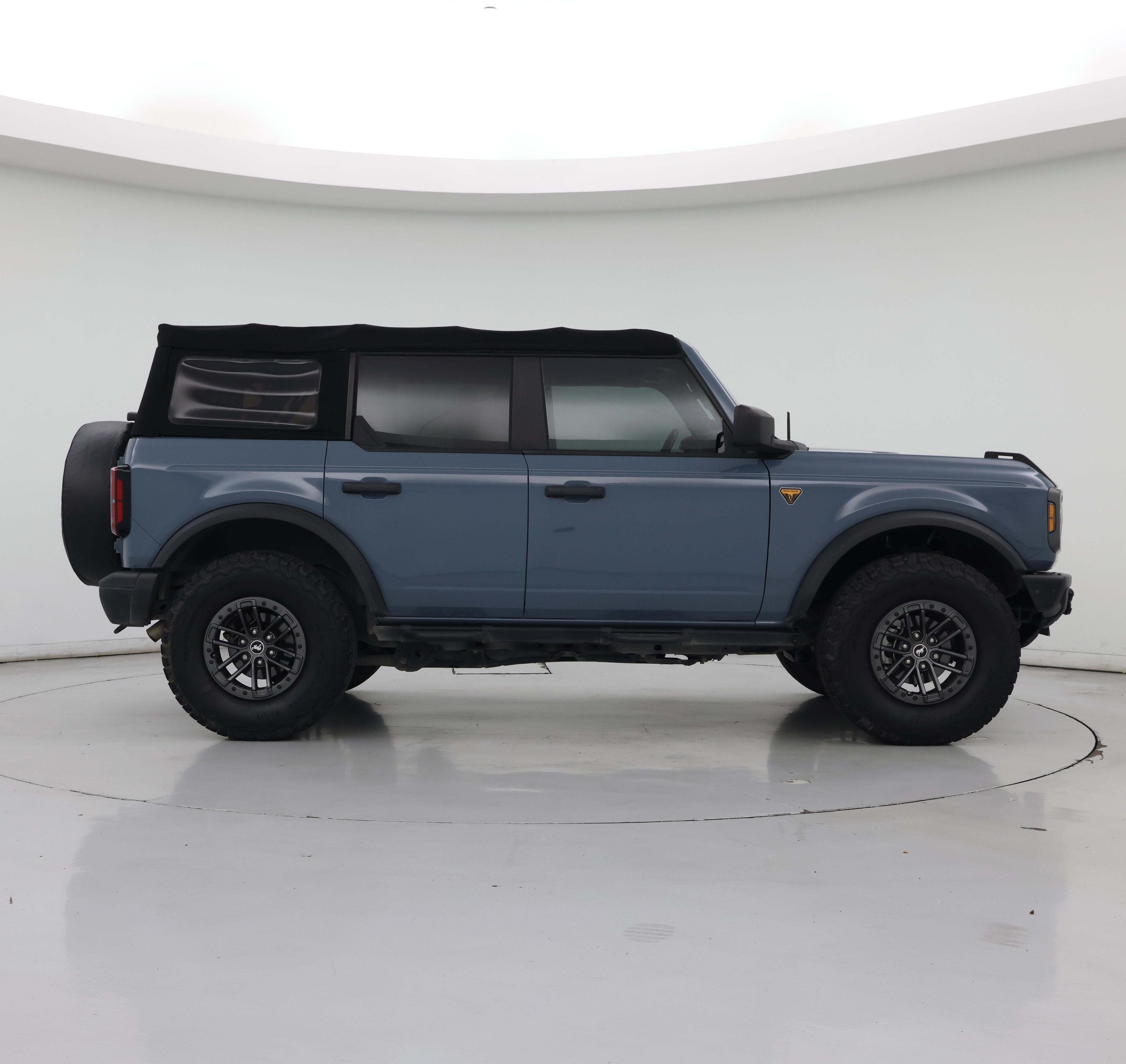 Thumbnail: 2021 Ford Bronco - 7