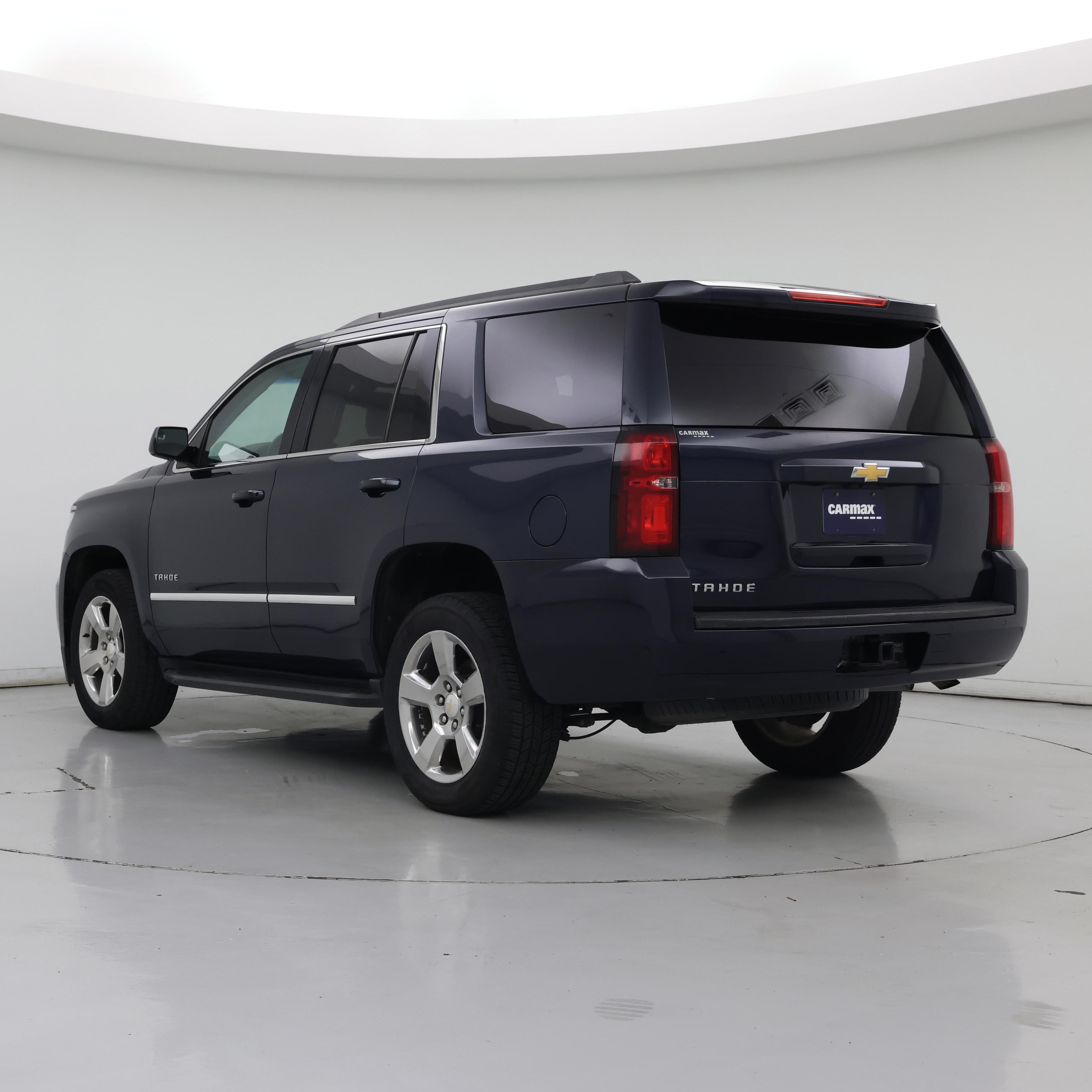 Thumbnail: 2019 Chevrolet Tahoe - 2